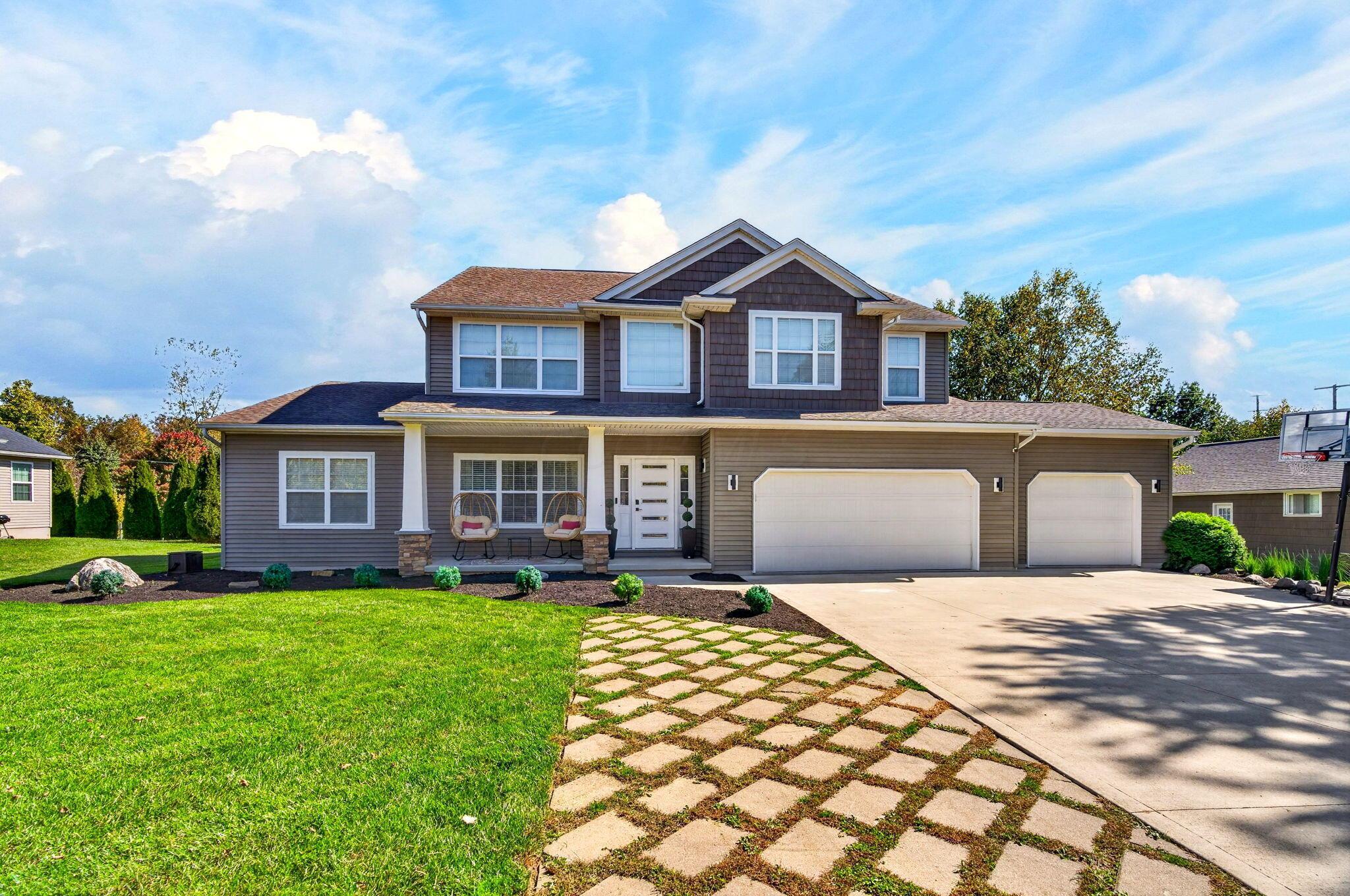 556 Kasons Way Property Photo 4