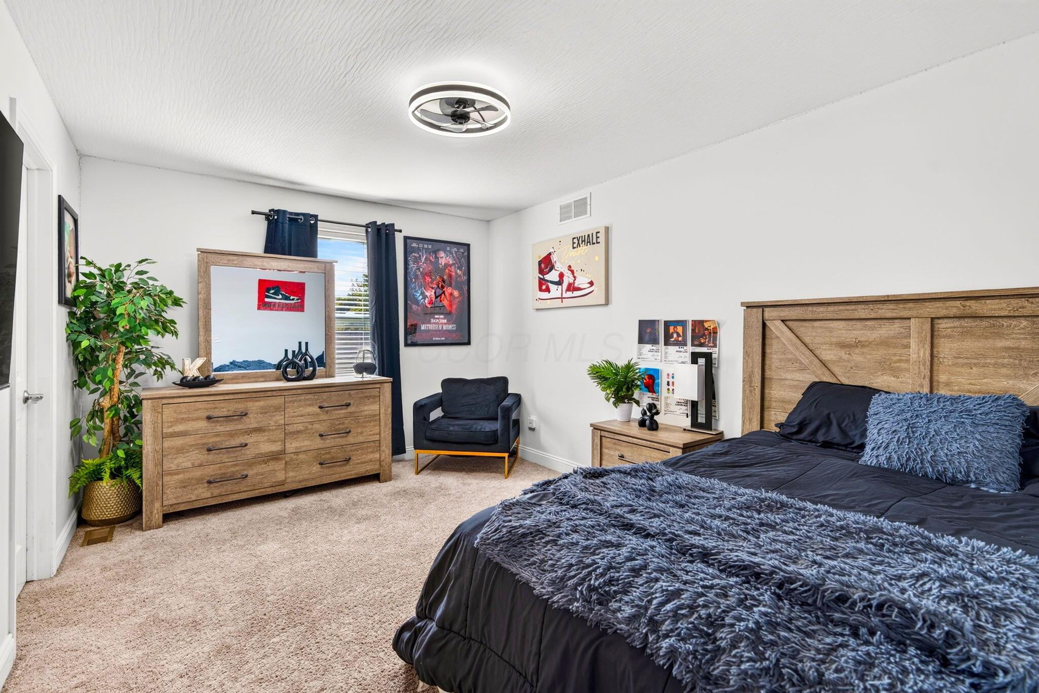 556 Kasons Way Property Photo 43