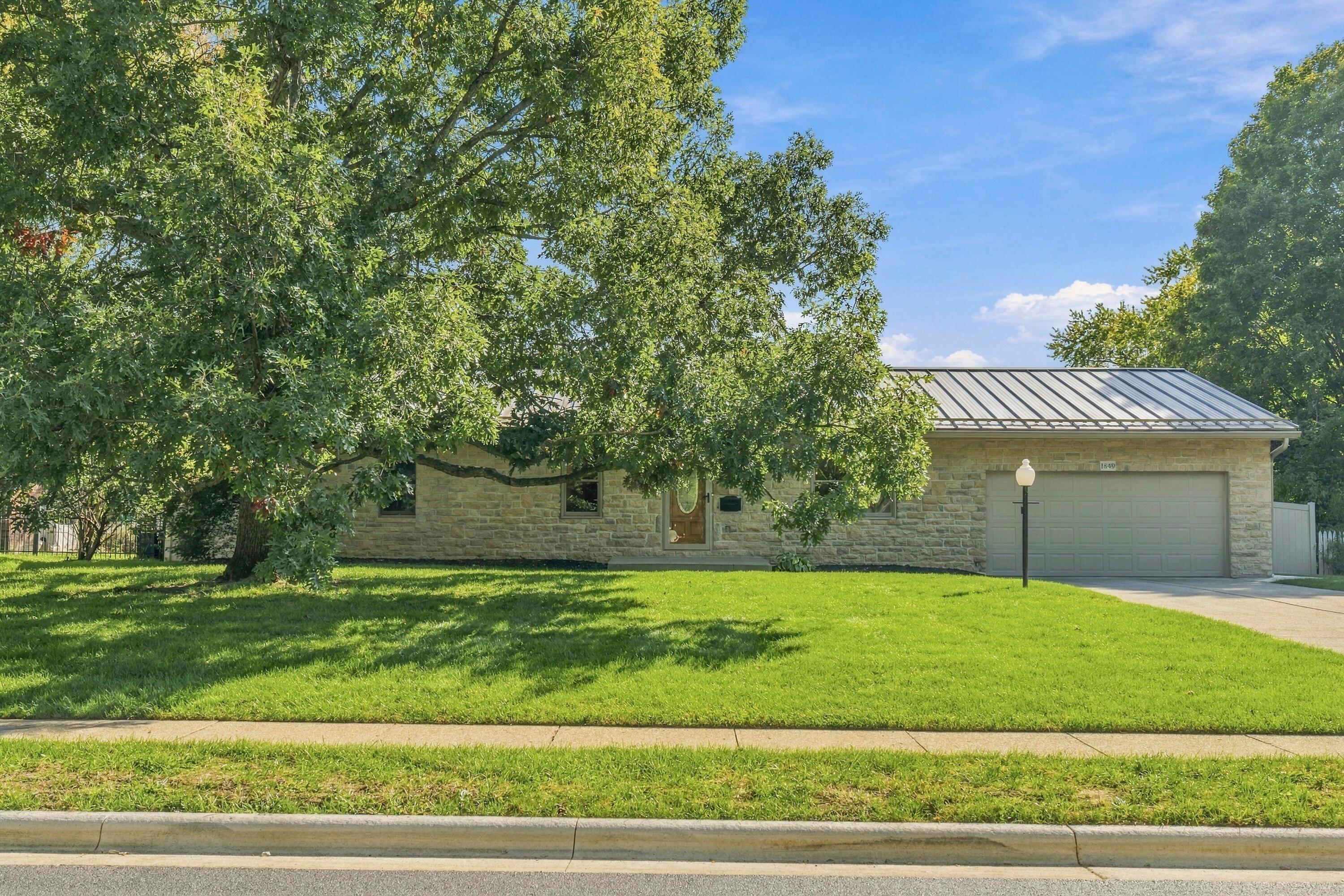 1849 Kempton Drive Property Photo 1