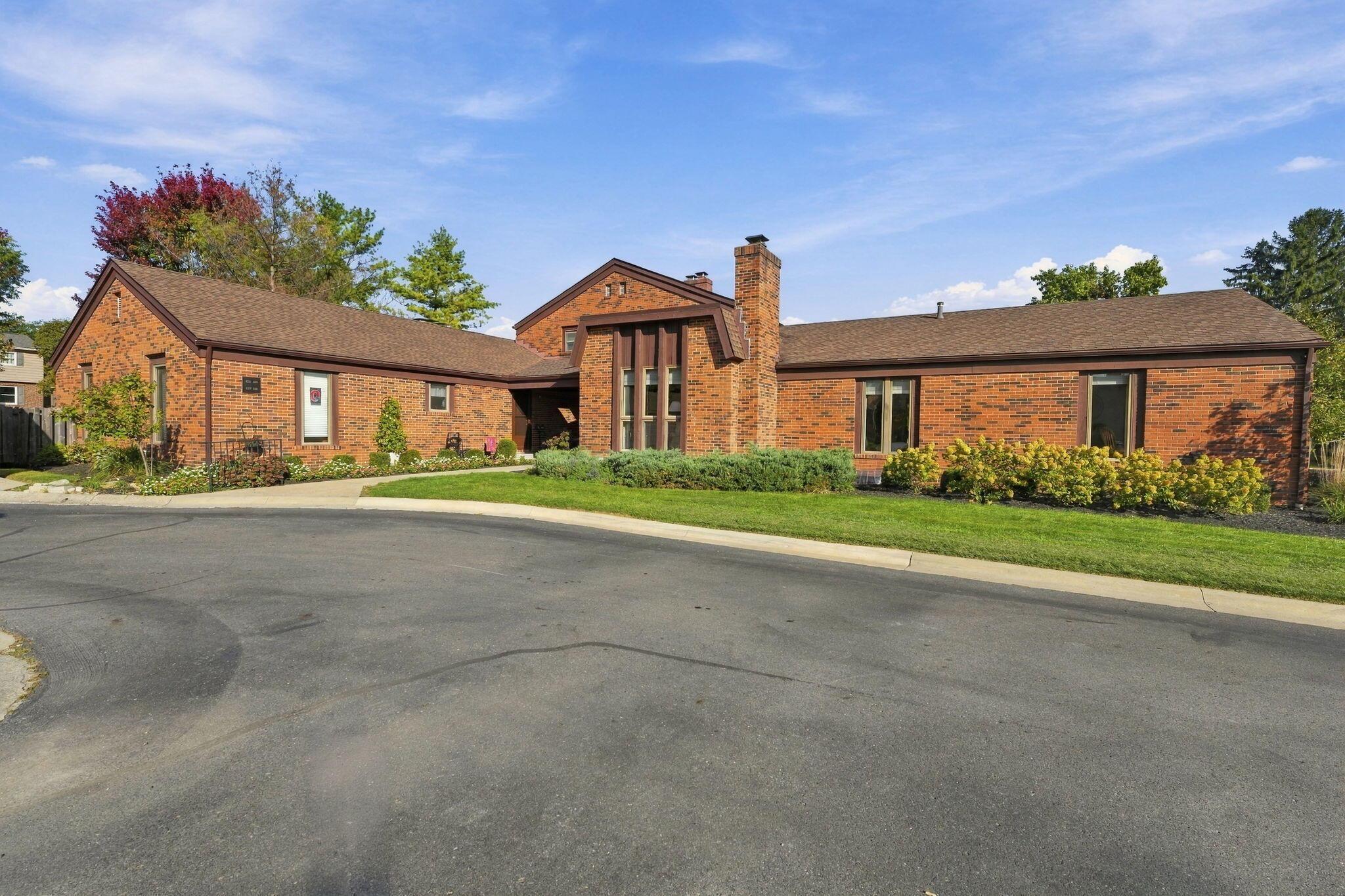 4261 Chaucer Lane