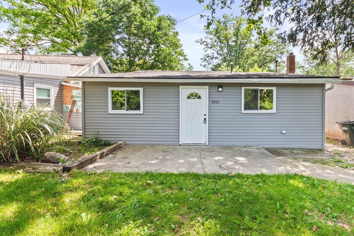 9507 High Free Pike Property Photo 1