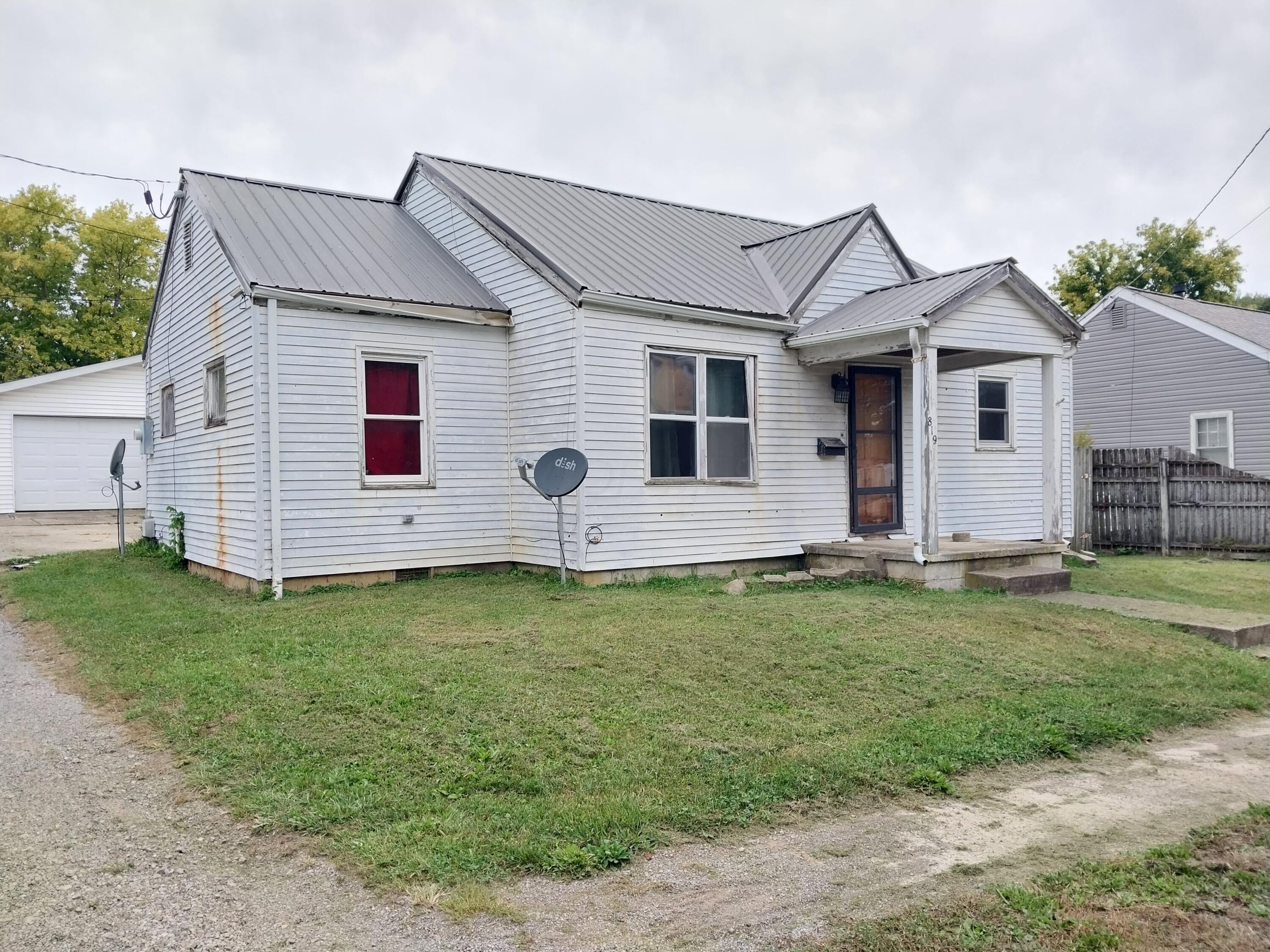819 S 4th Street Property Photo 1