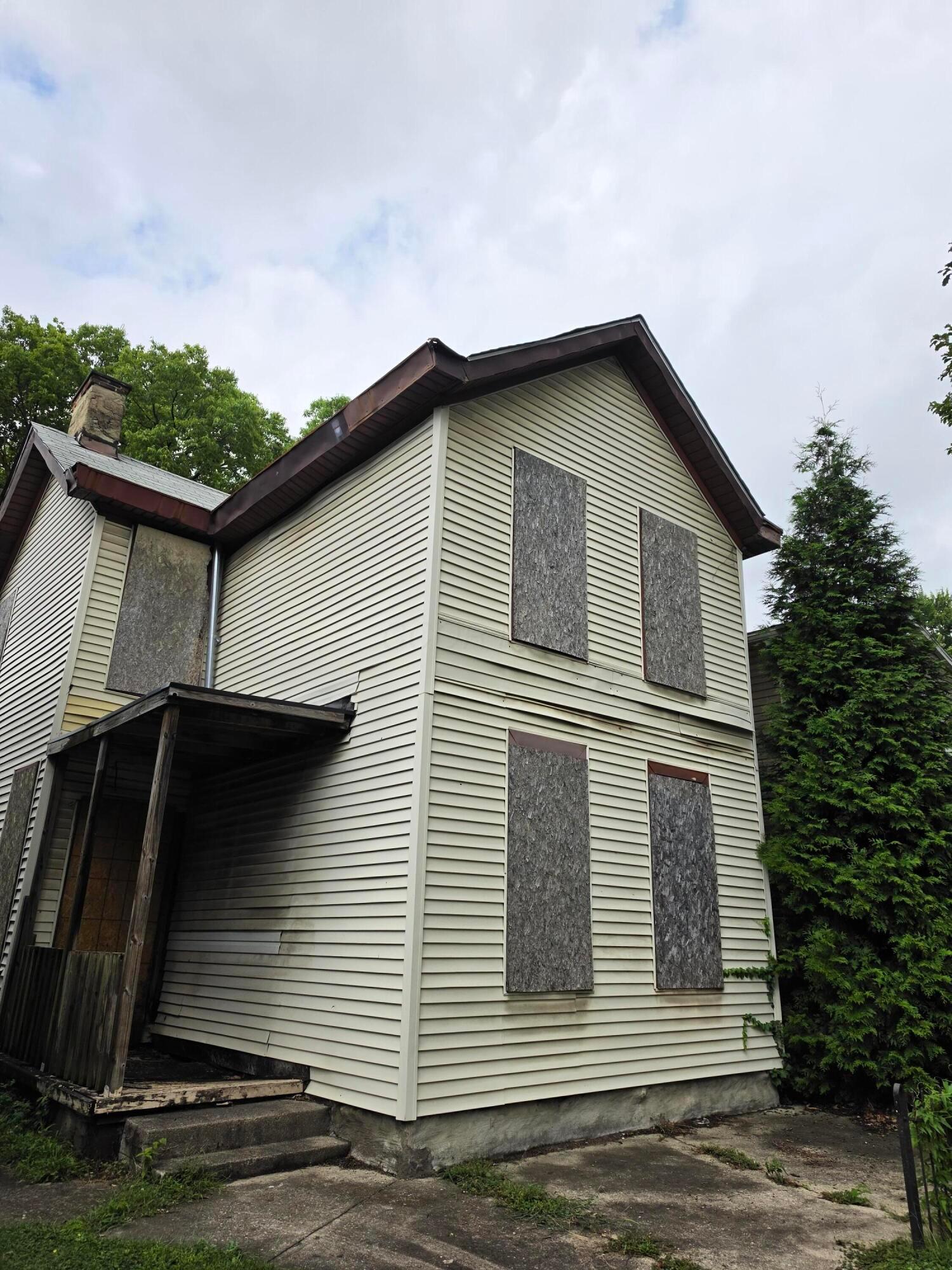 273 S Monroe Avenue Property Photo 1