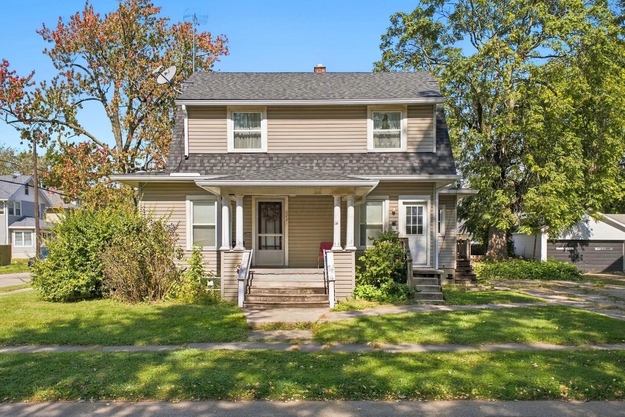 224 Superior Street Property Photo 1
