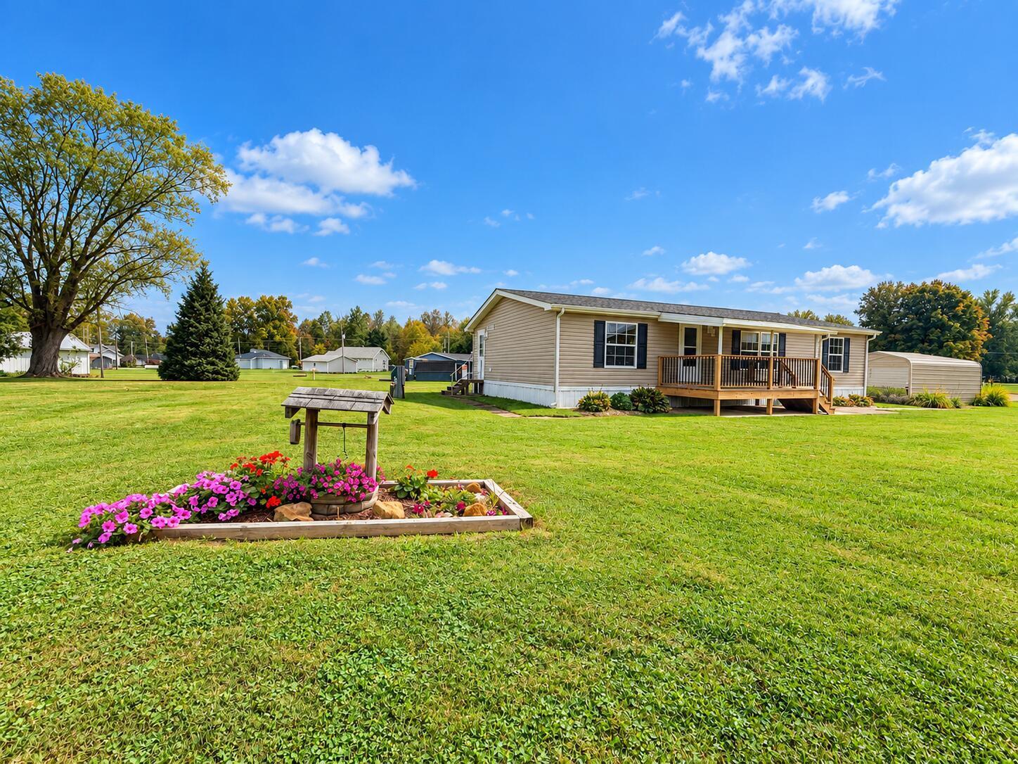5920 Foxfire Drive Property Photo 1