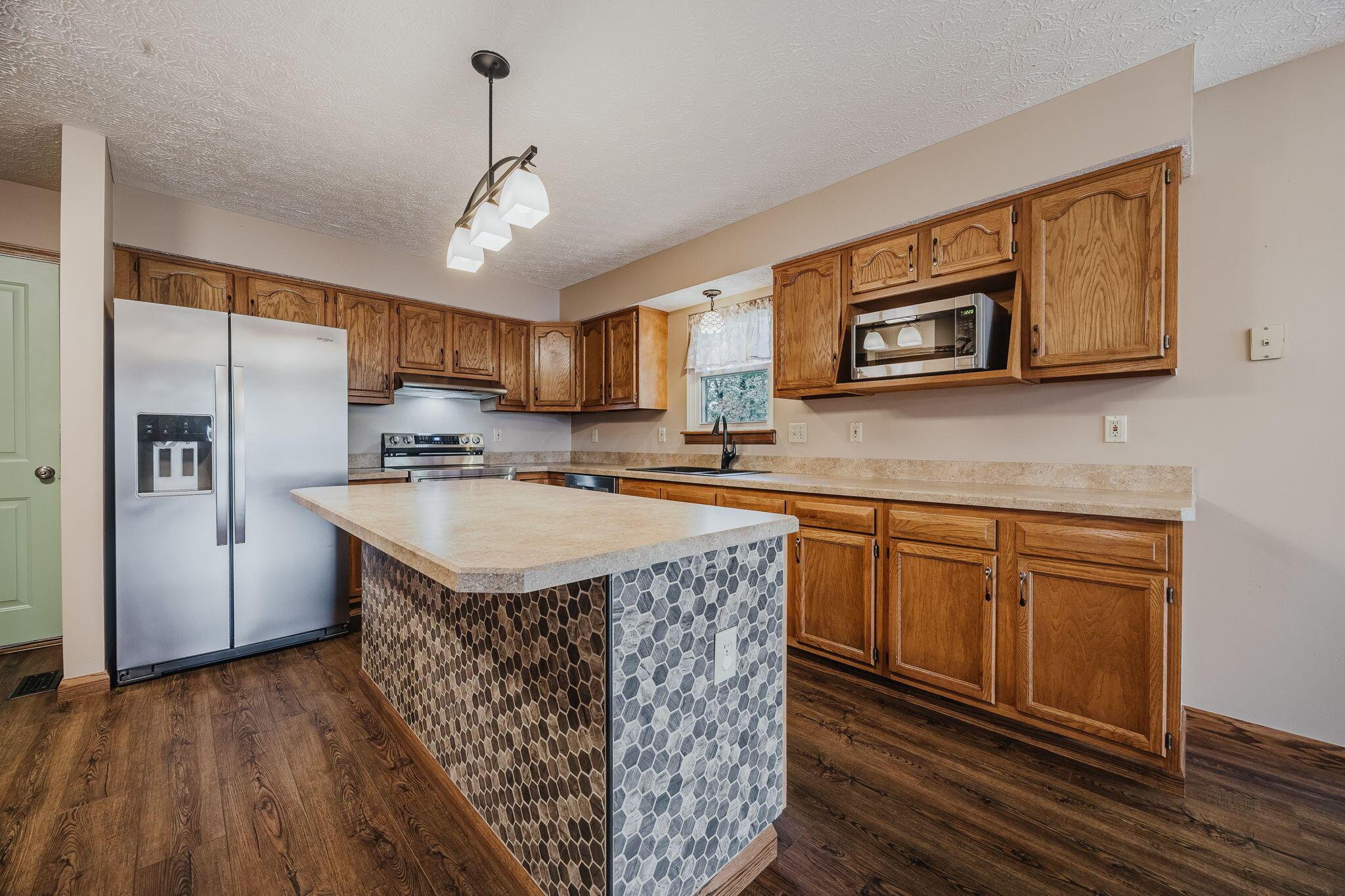 123 Curly Smart Circle Property Photo 18