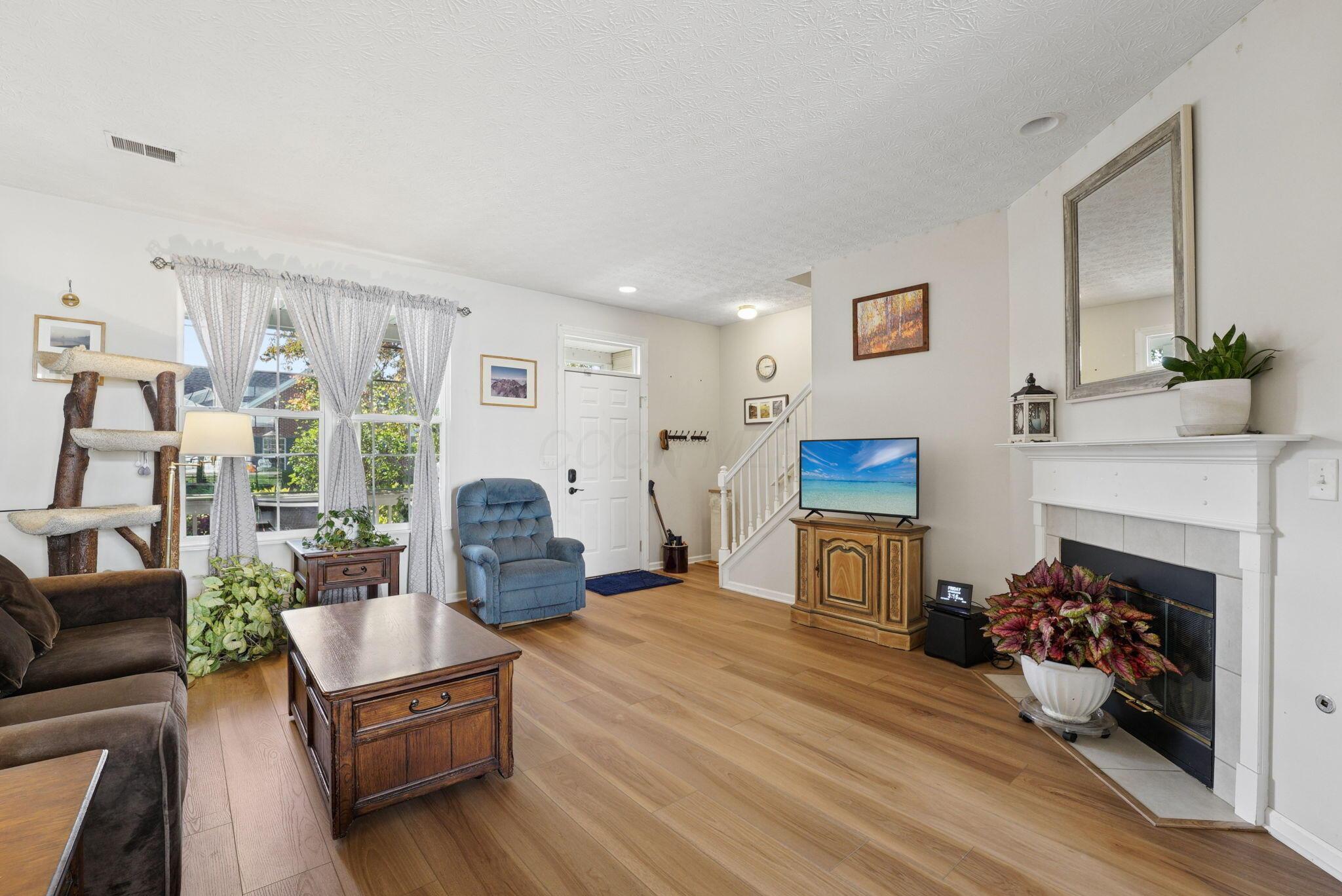 5998 Naughten Pond Drive Property Photo 10