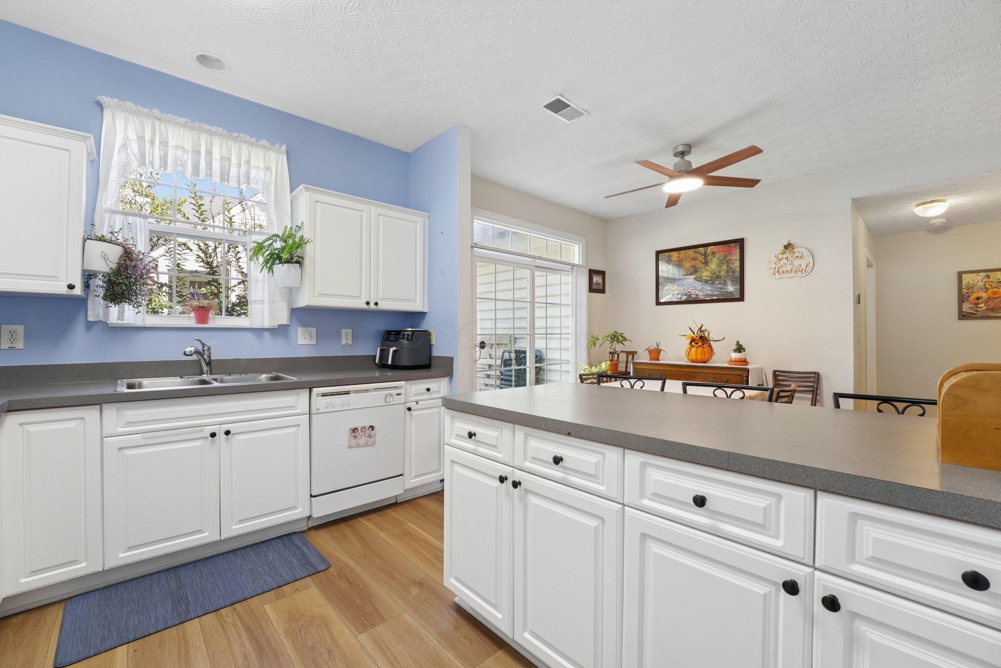 5998 Naughten Pond Drive Property Photo 16