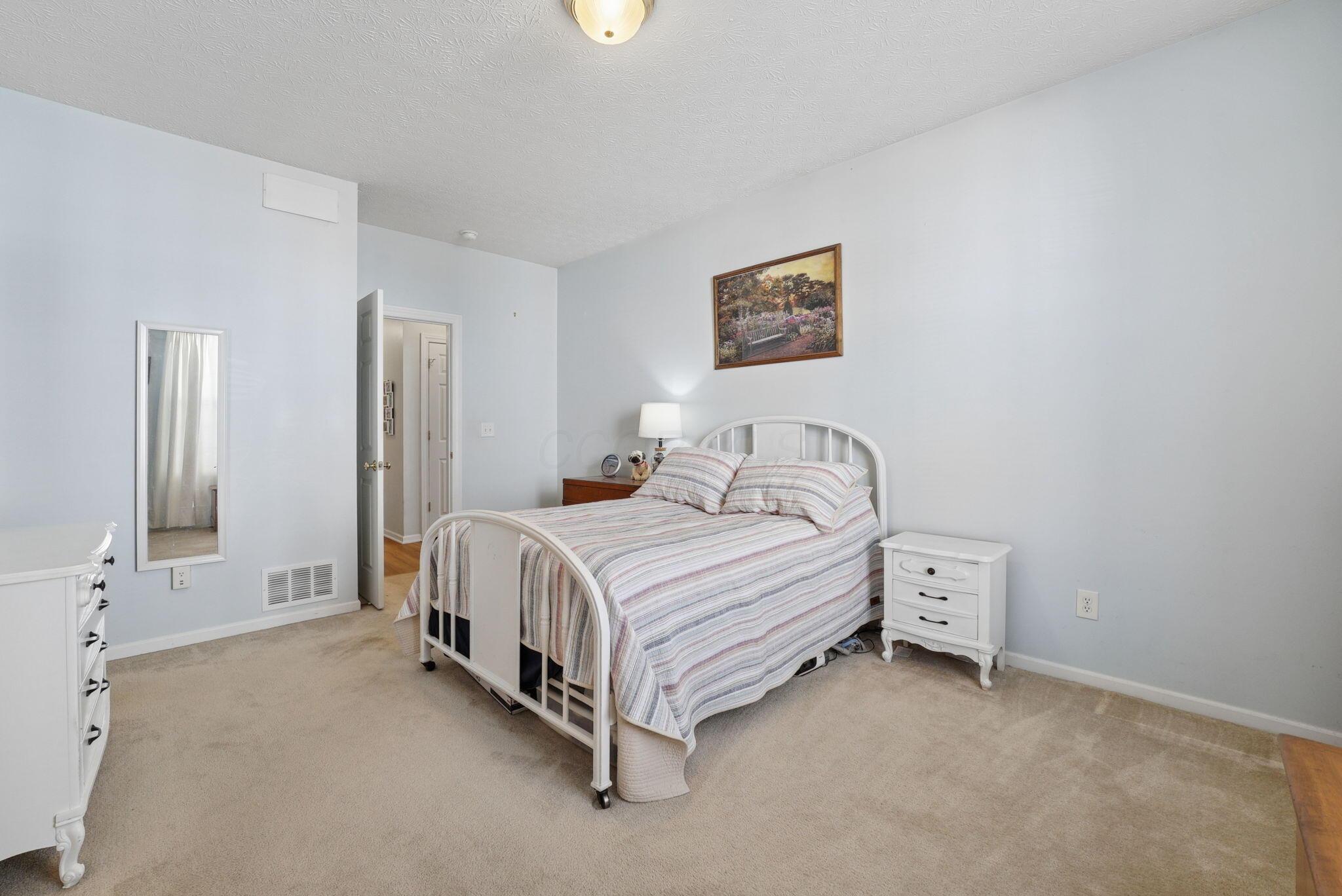 5998 Naughten Pond Drive Property Photo 20
