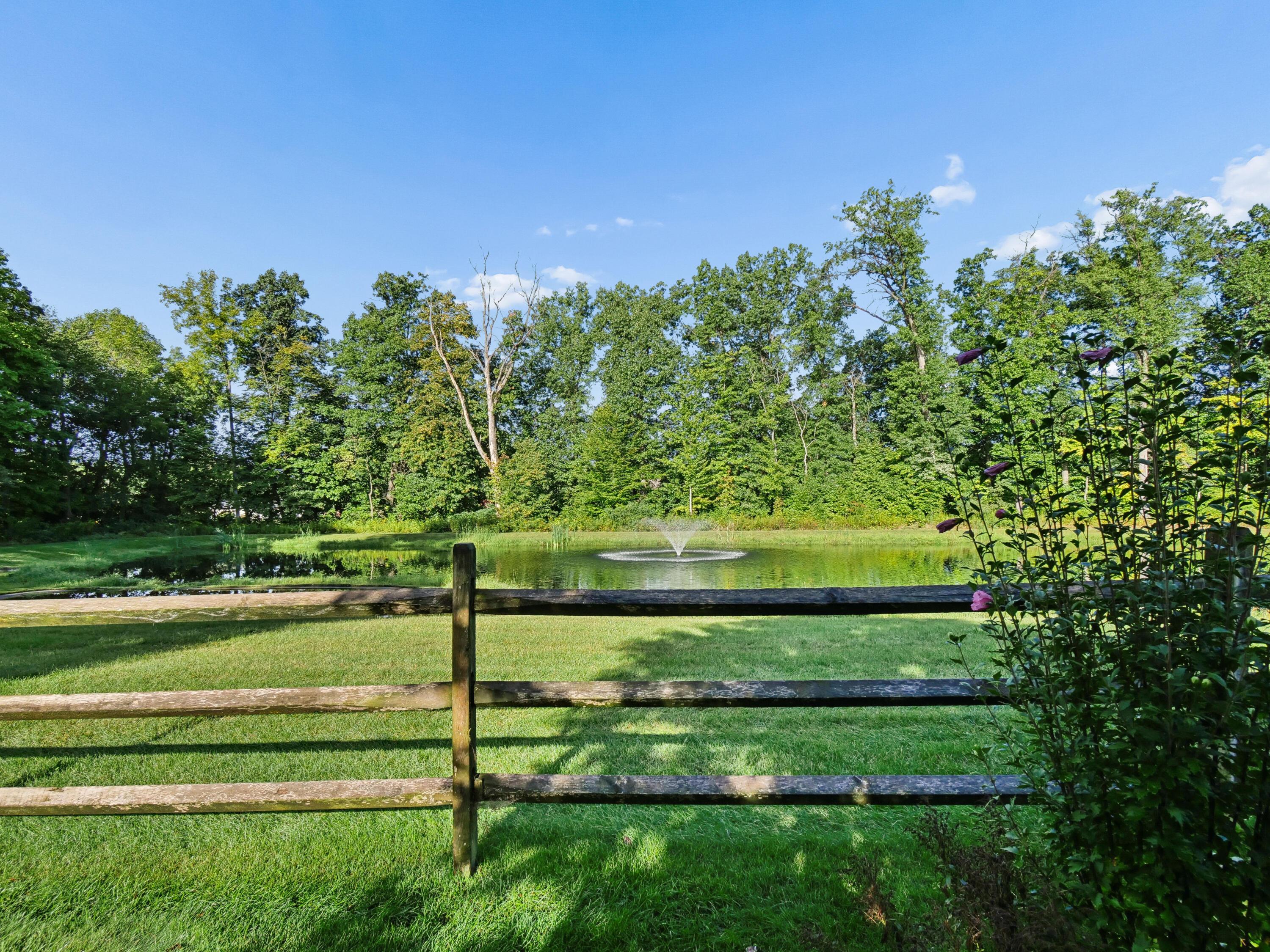 8211 Arbor Lane Property Photo 14