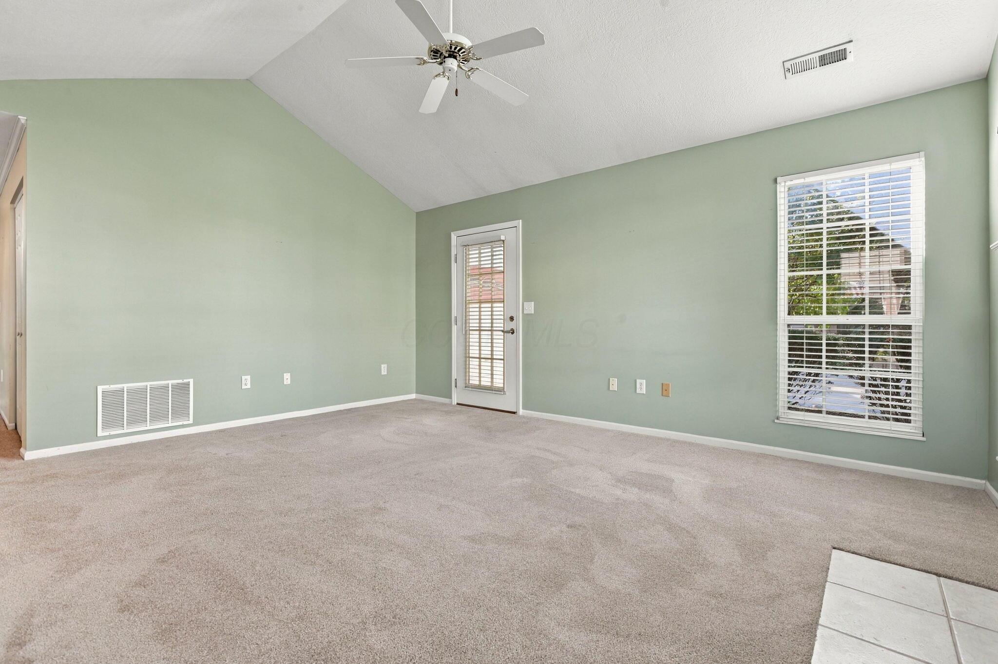 3664 Colonial Drive Property Photo 8