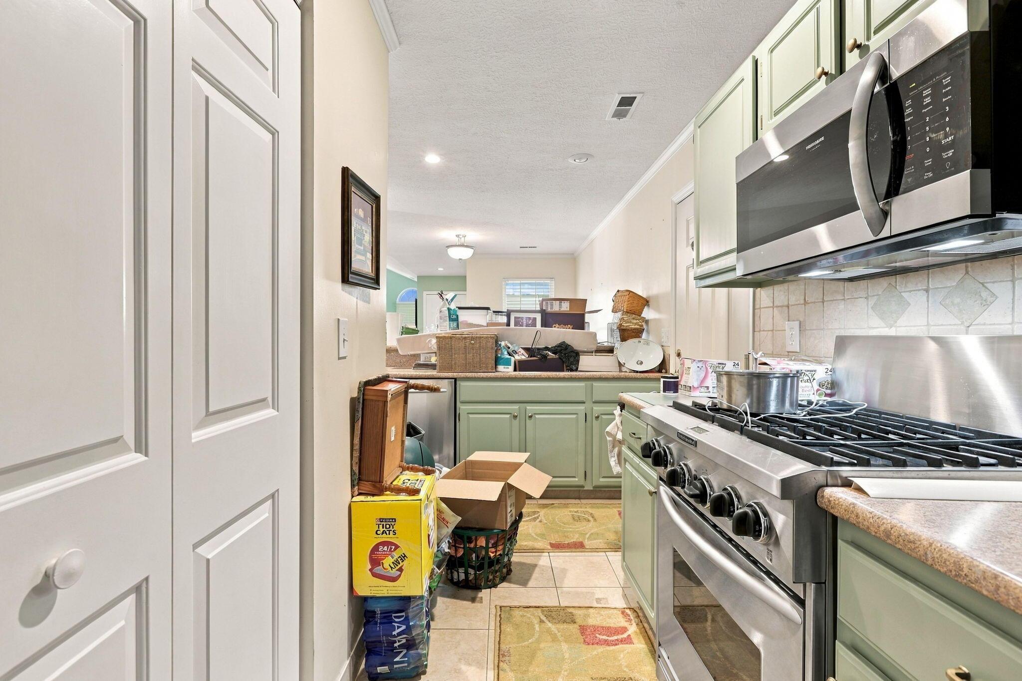 3664 Colonial Drive Property Photo 13