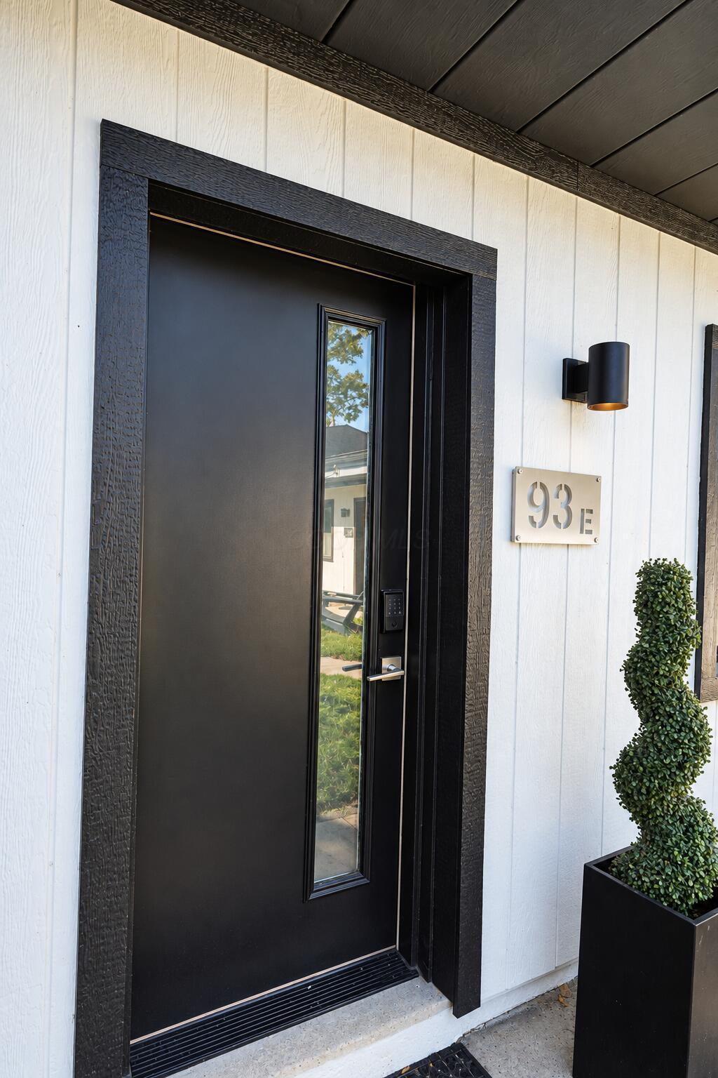 87 S Champion Avenue Property Photo 8