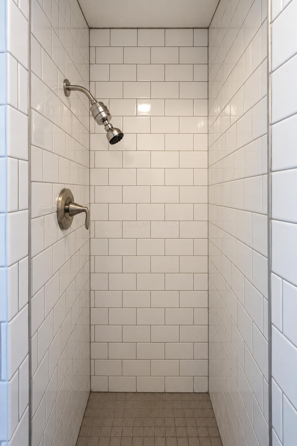 87 S Champion Avenue Property Photo 19