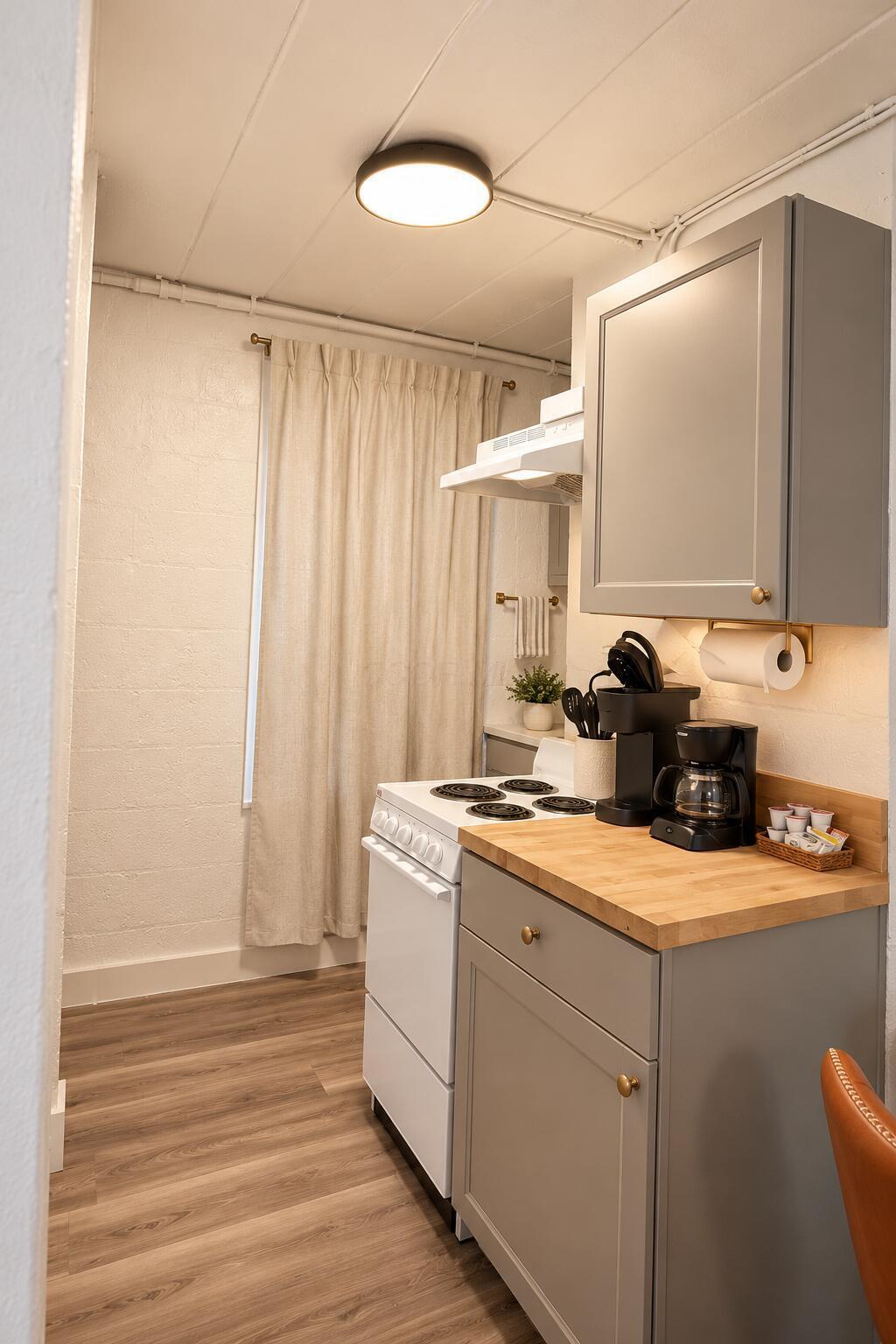 87 S Champion Avenue Property Photo 27