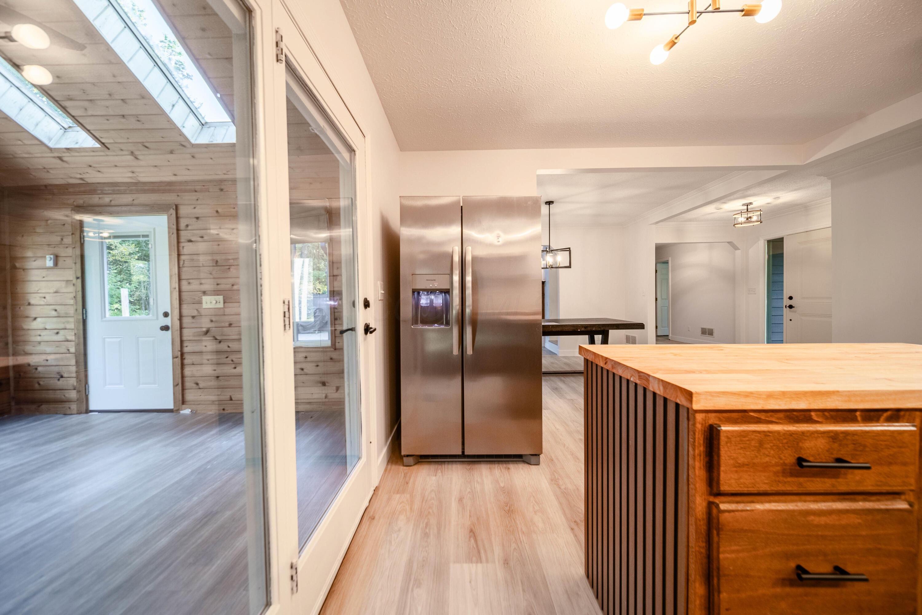 46 Donau Road Sw Property Photo 9