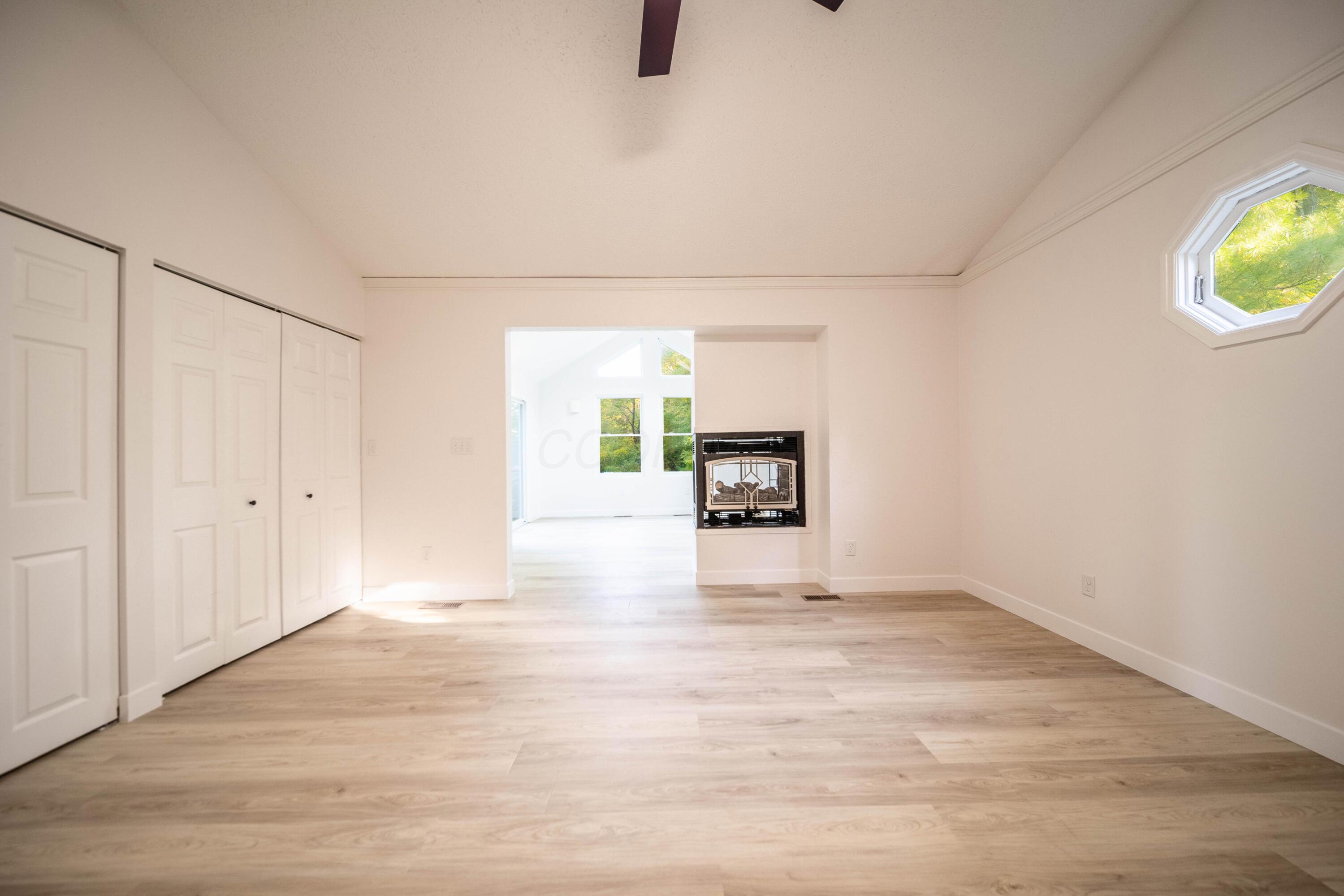 46 Donau Road Sw Property Photo 23