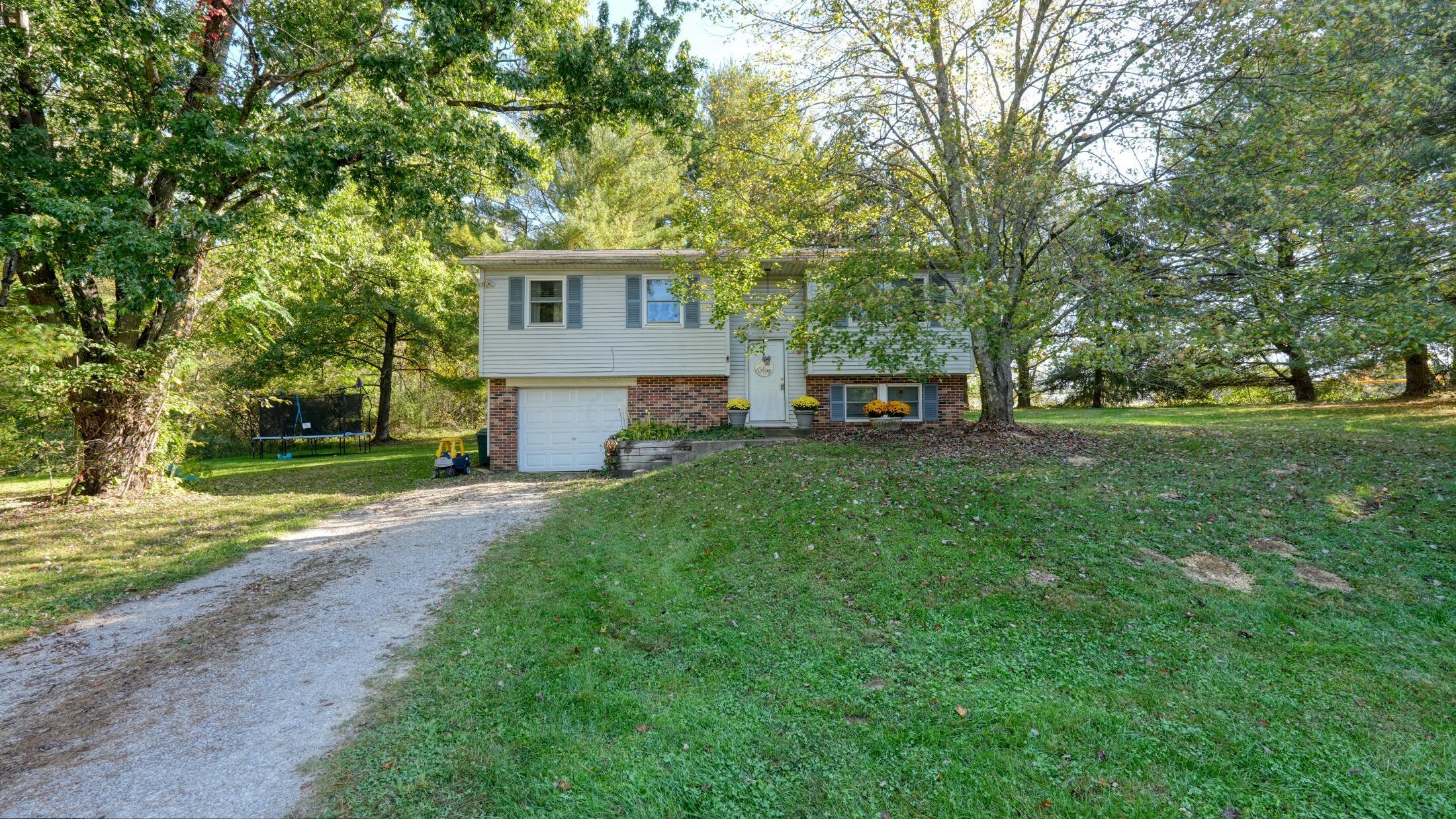 62282 Forestview Drive Property Photo 1