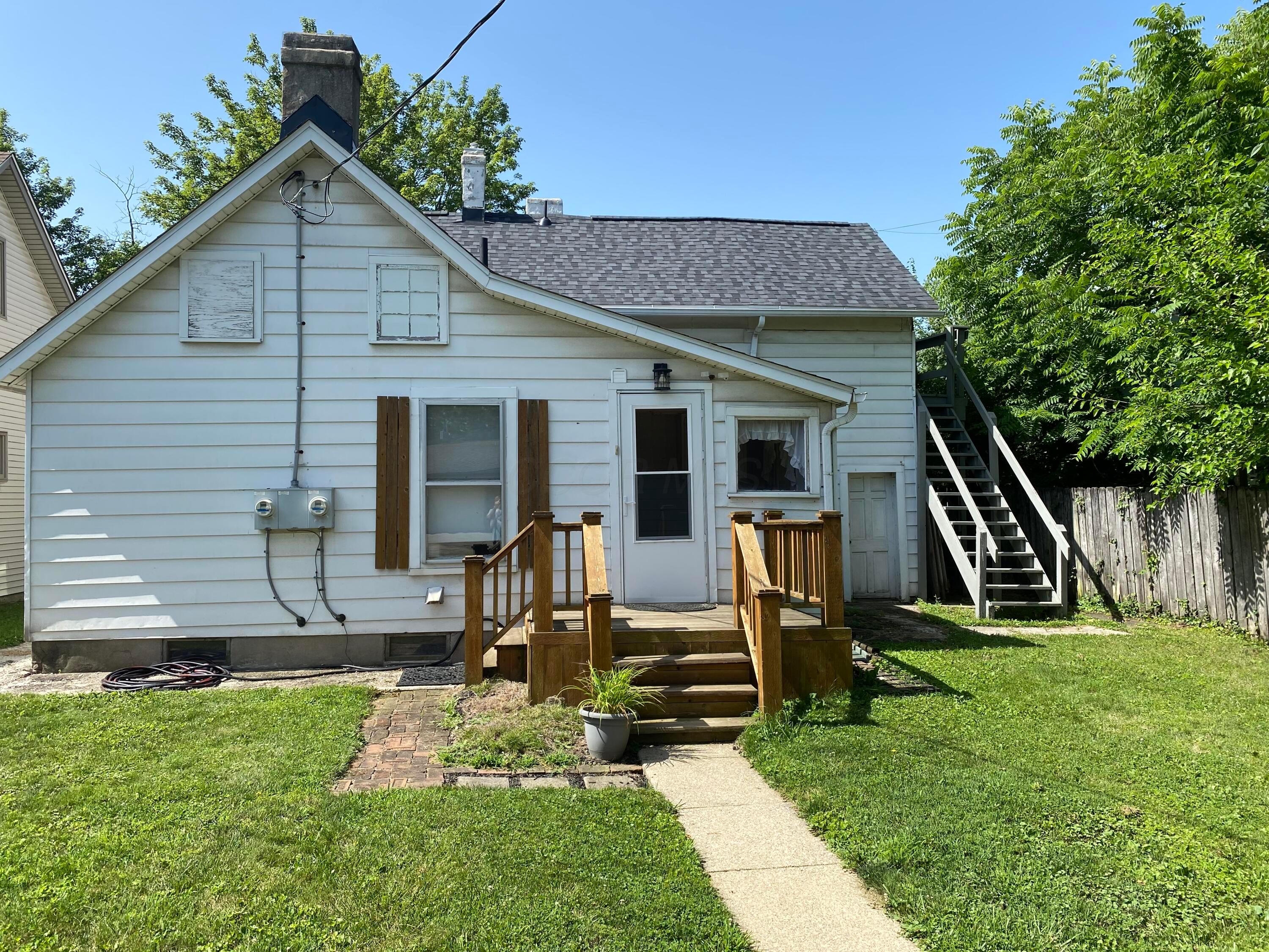 281 E Central Avenue Property Photo 2