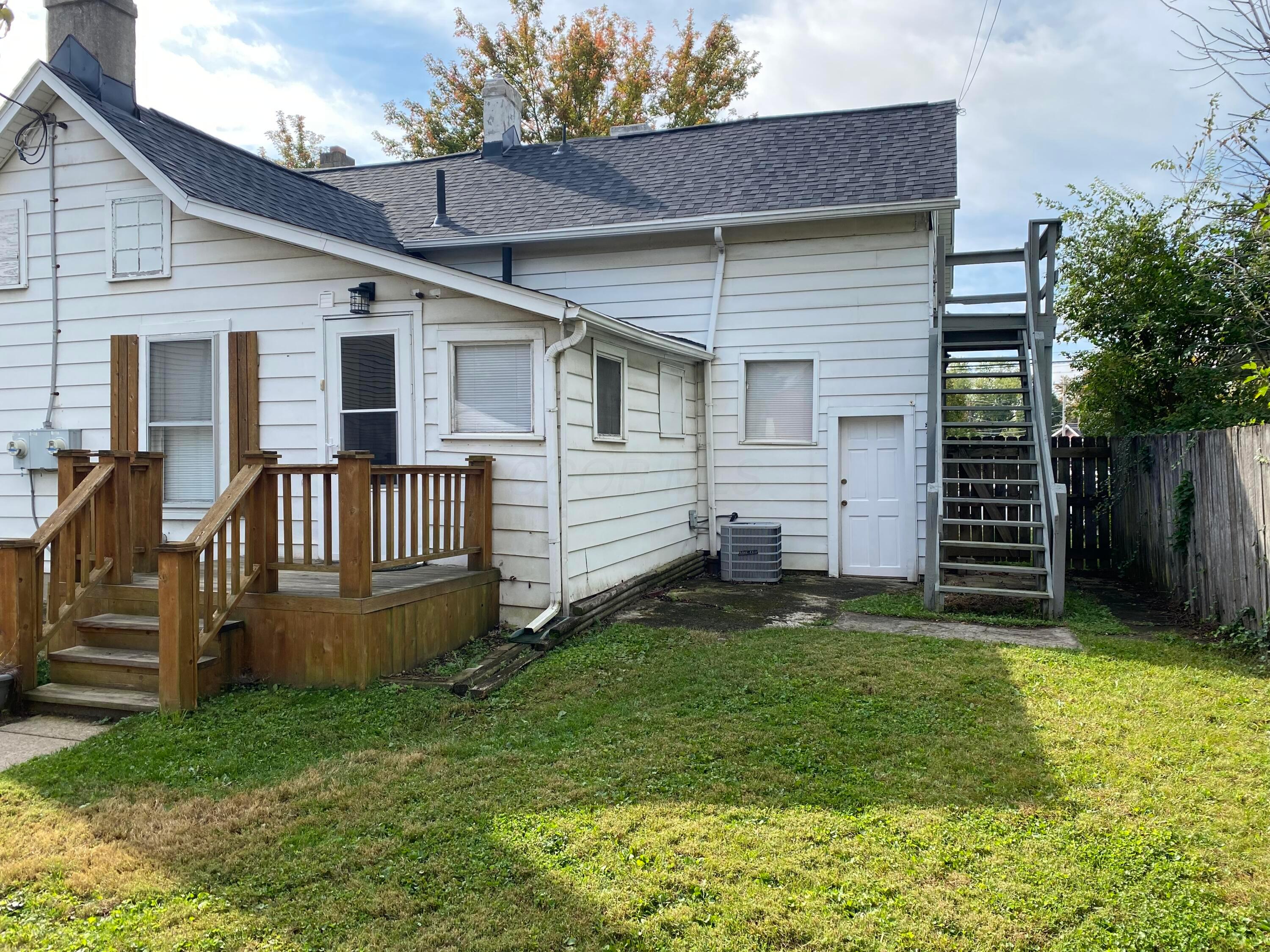281 E Central Avenue Property Photo 5
