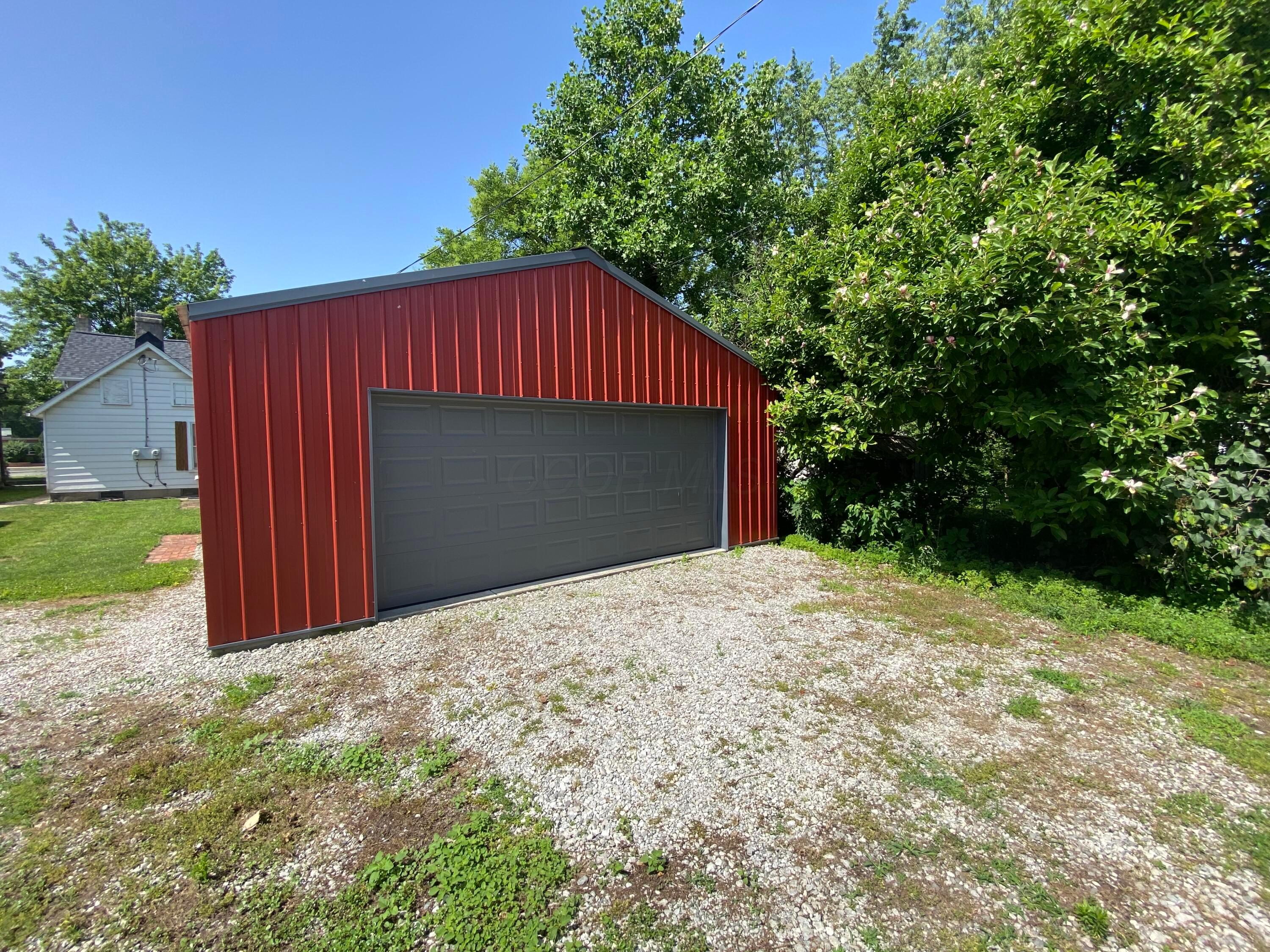 281 E Central Avenue Property Photo 6