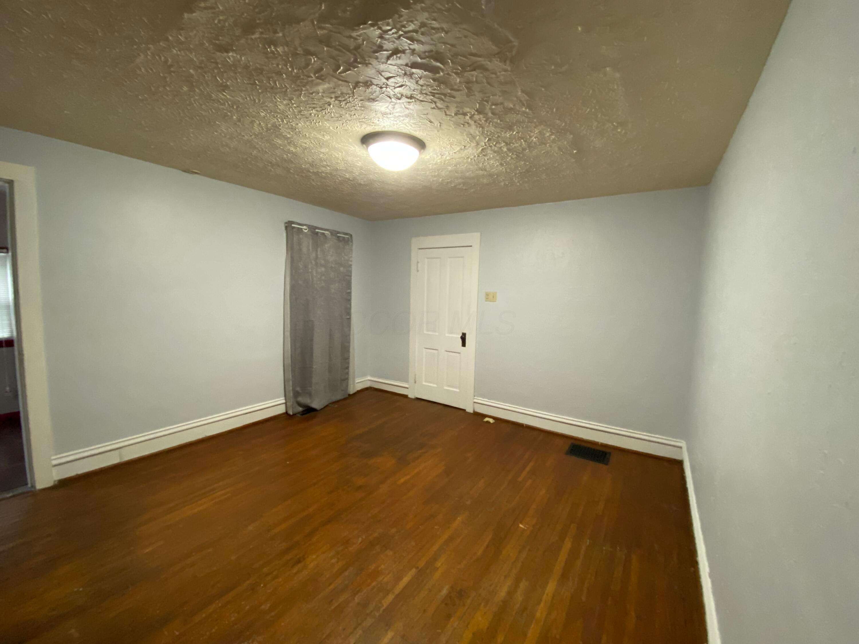 281 E Central Avenue Property Photo 23