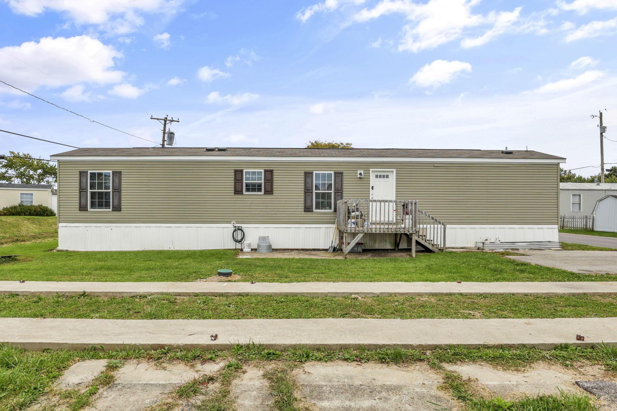 10694 E State Route 762, 9m Property Photo 1