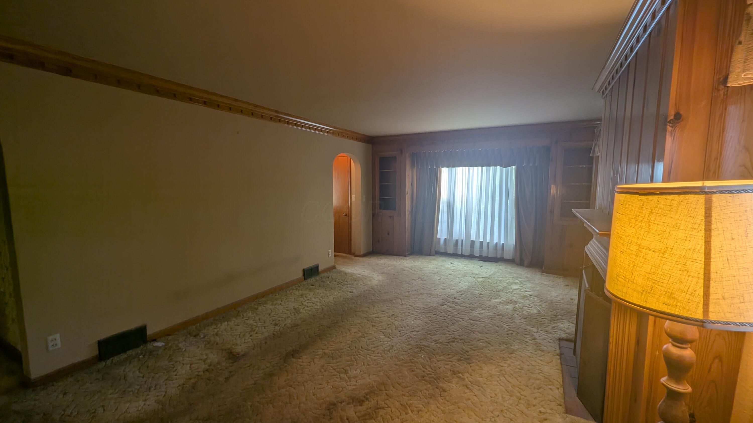 708 Fairview Avenue Property Photo 6