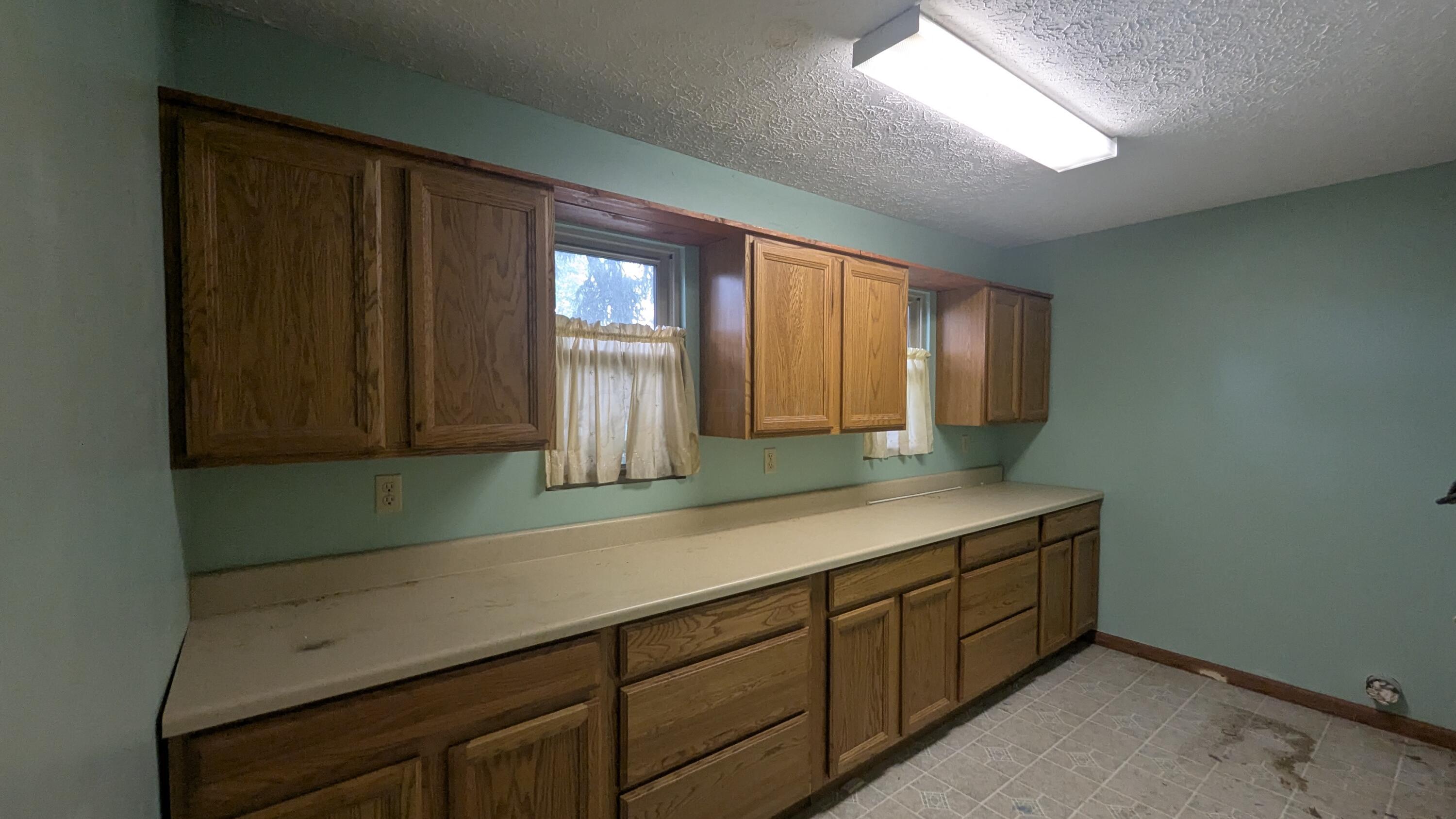 708 Fairview Avenue Property Photo 12