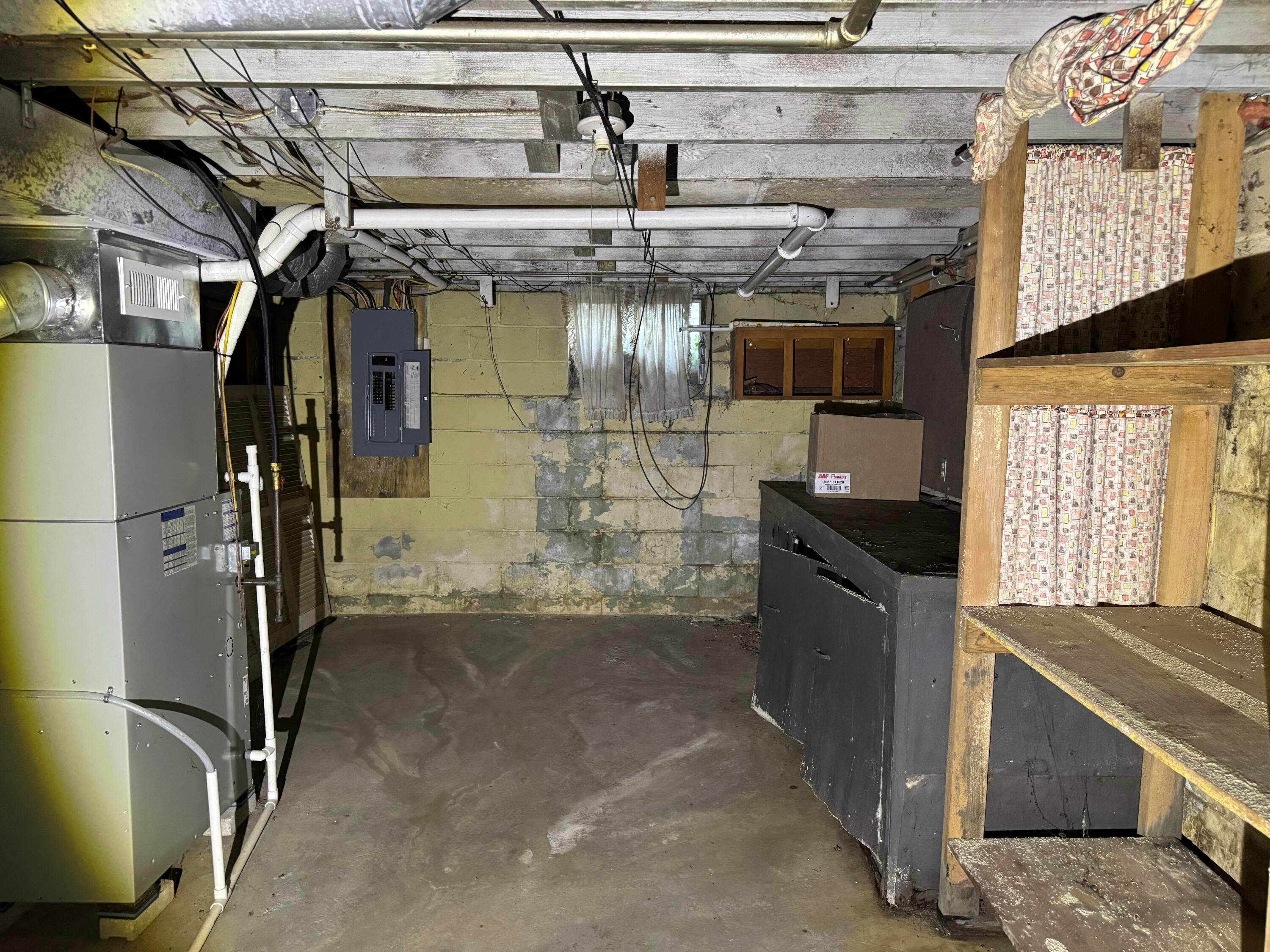708 Fairview Avenue Property Photo 32