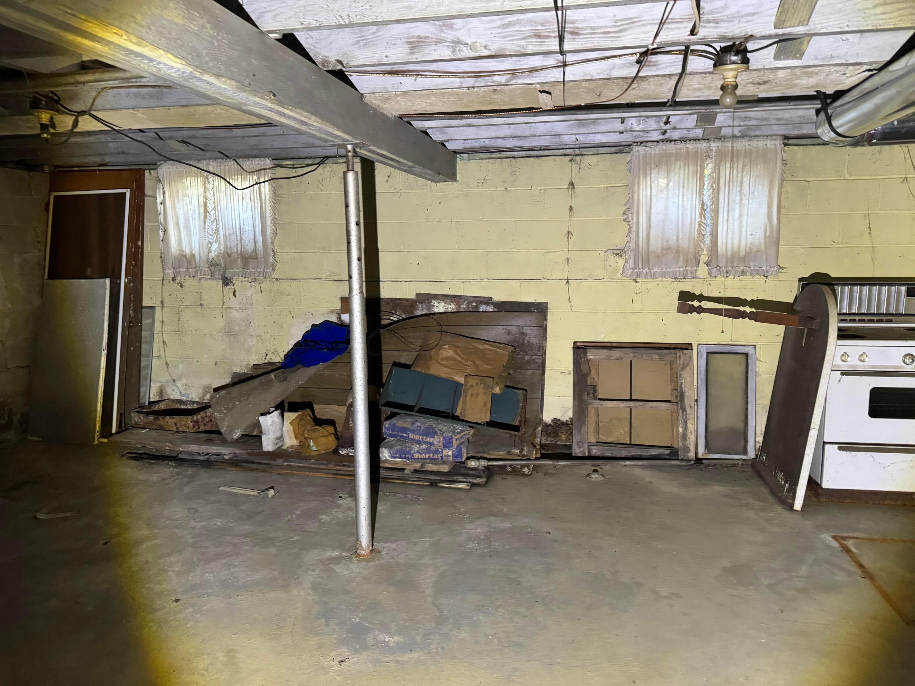 708 Fairview Avenue Property Photo 35
