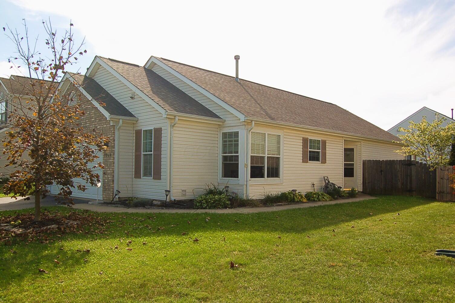 1069 Crossbrook Boulevard Property Photo 1