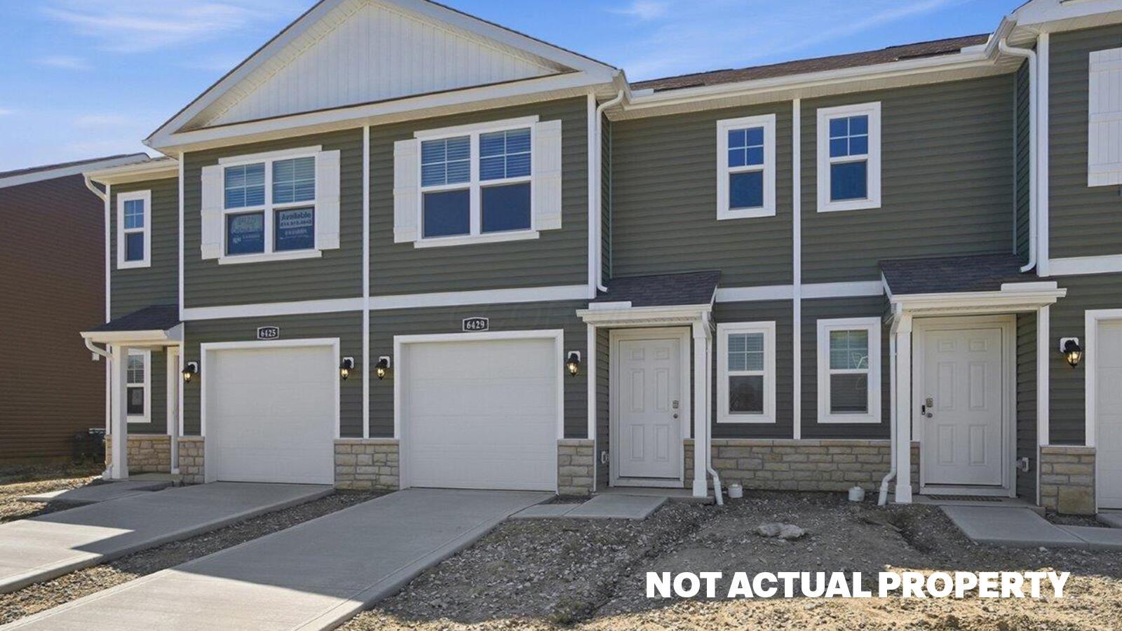 6424 Silver Canoe Way Property Photo 2