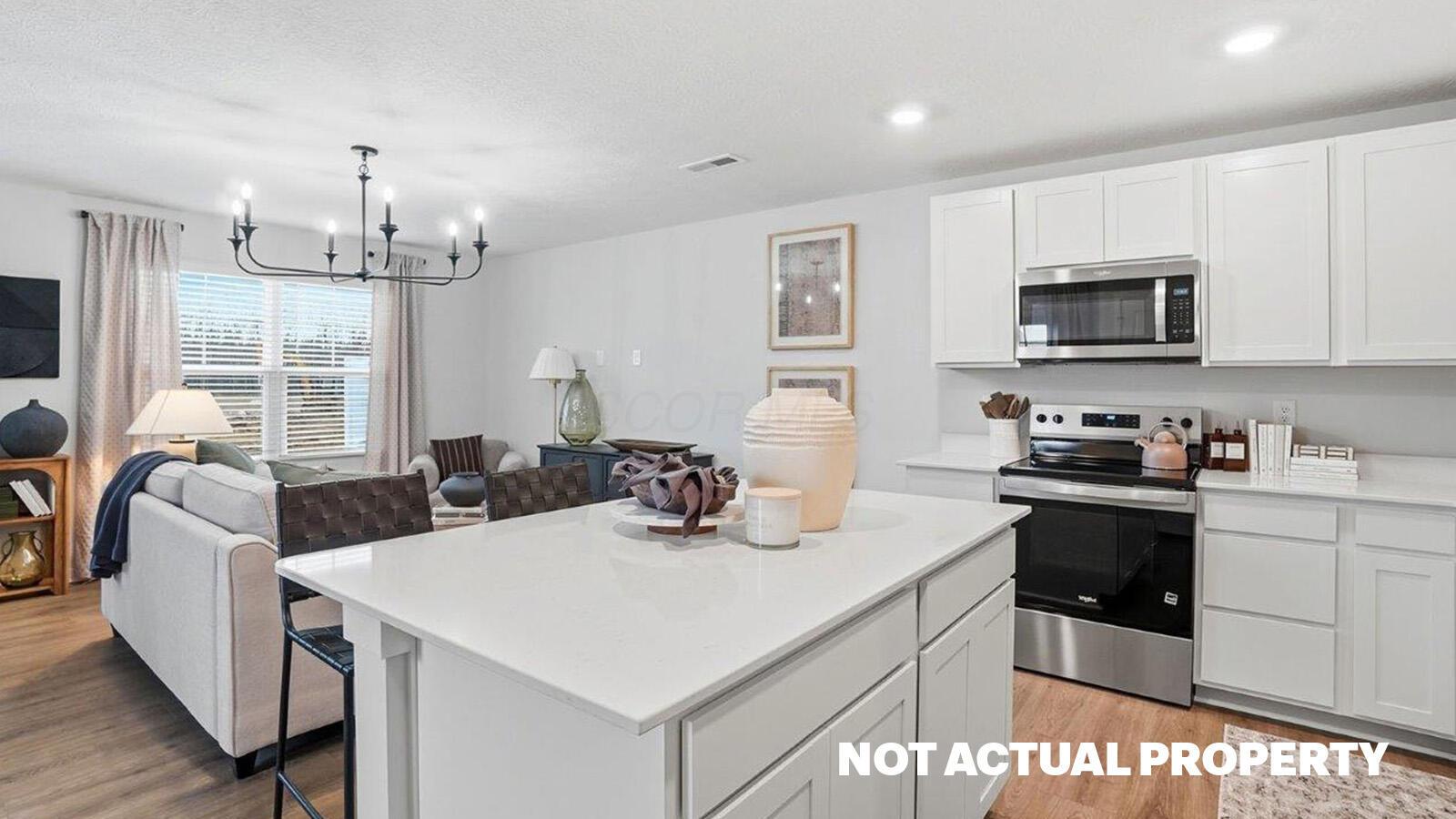 6424 Silver Canoe Way Property Photo 6