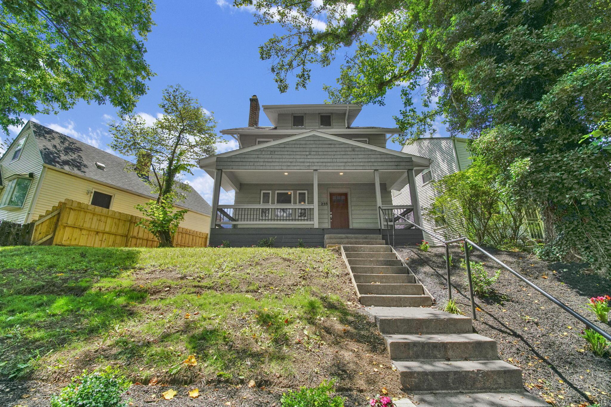 255 Eldon Avenue Property Photo 3