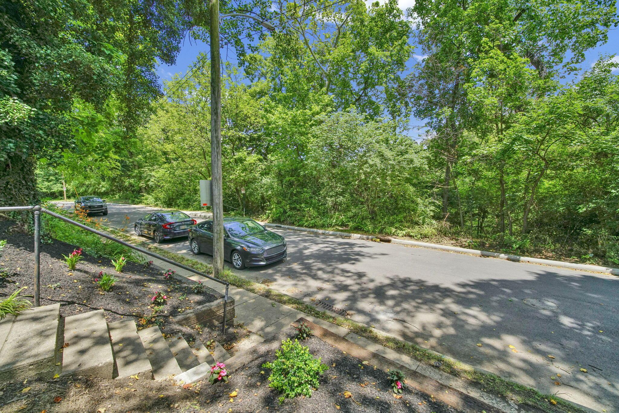 255 Eldon Avenue Property Photo 33
