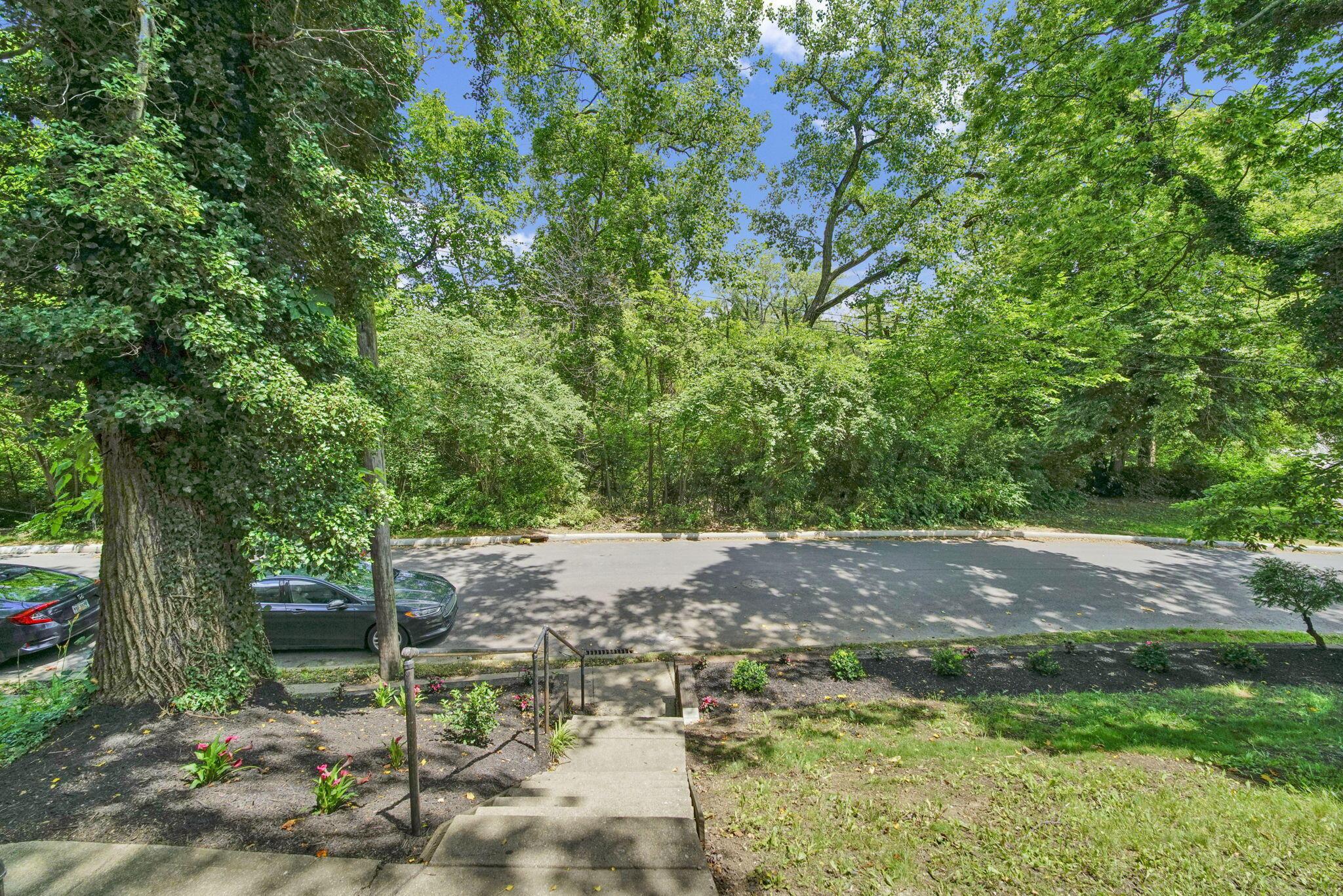 255 Eldon Avenue Property Photo 34