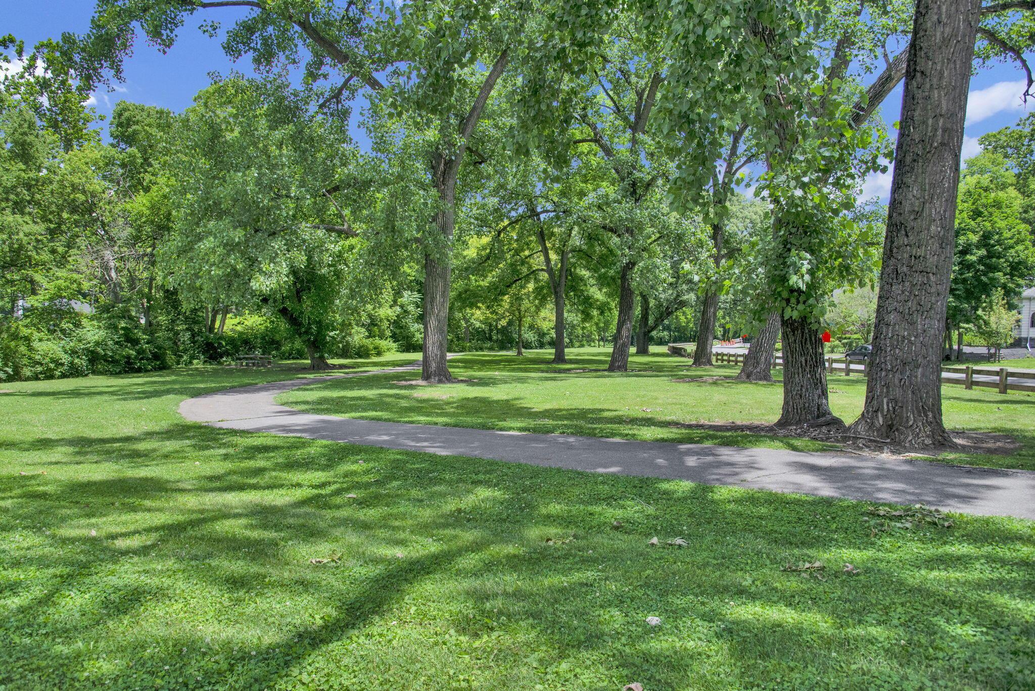 255 Eldon Avenue Property Photo 40