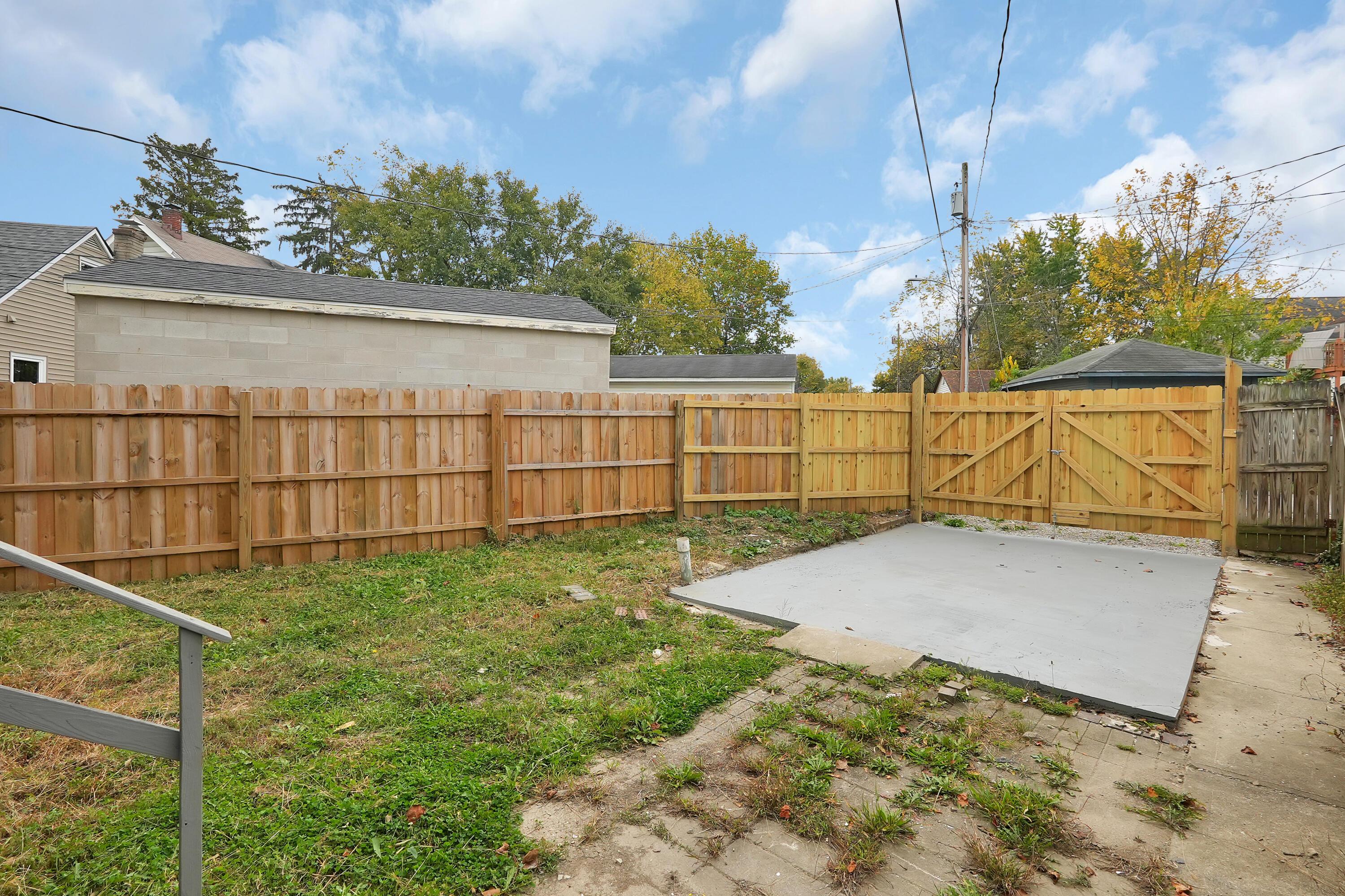 255 Eldon Avenue Property Photo 77