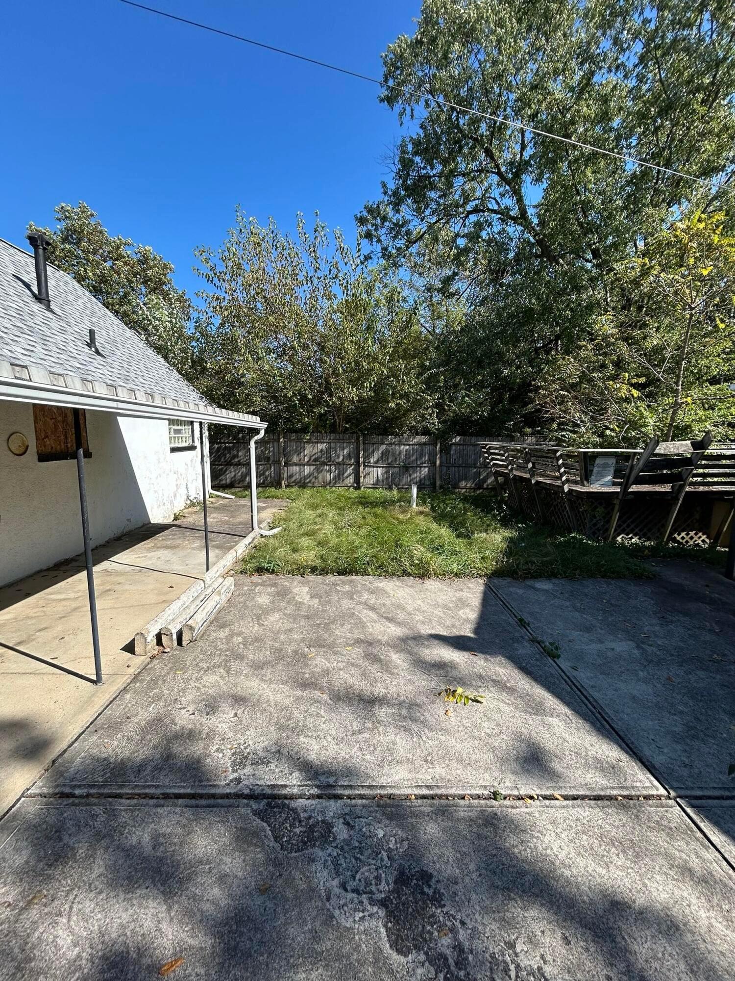 3357 Eakin Road Property Photo 7