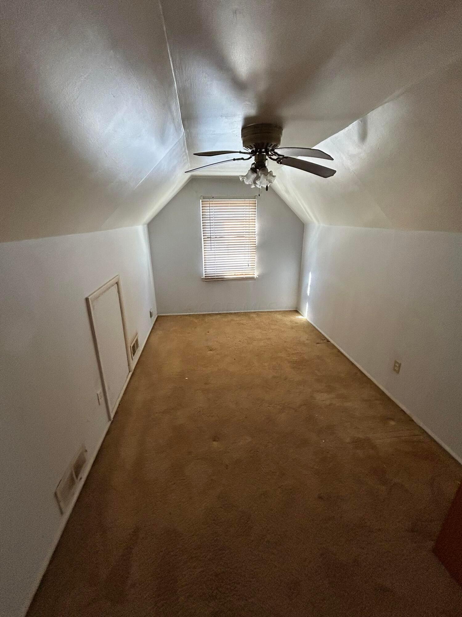 3357 Eakin Road Property Photo 13