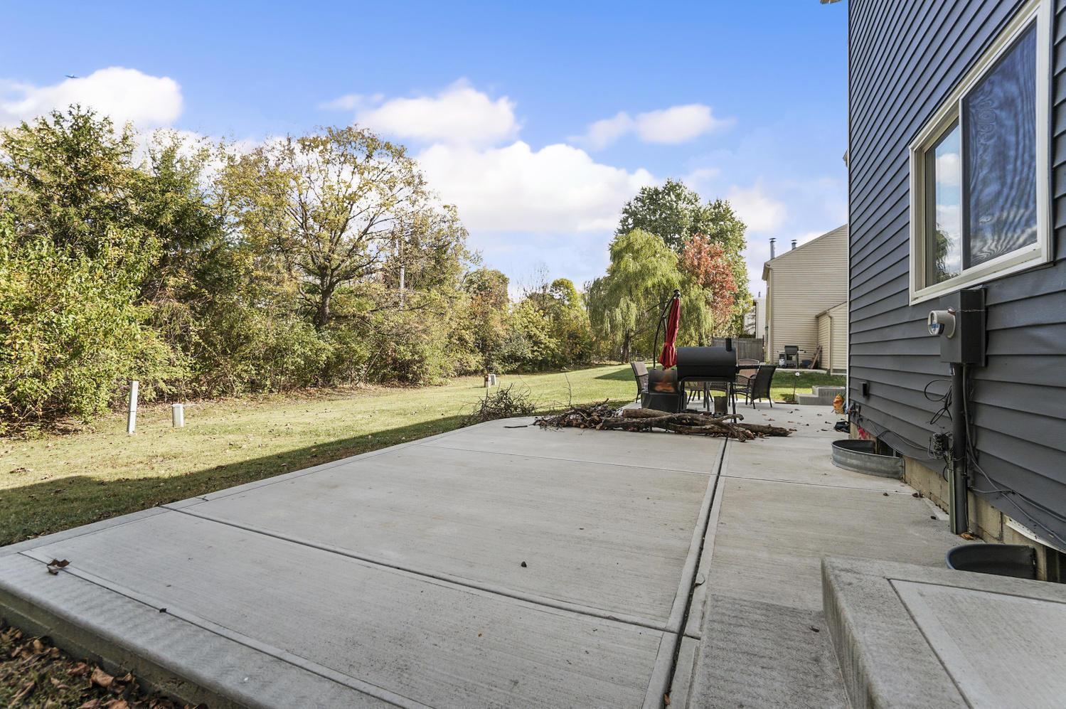 384-386 W Powell Road Property Photo 20