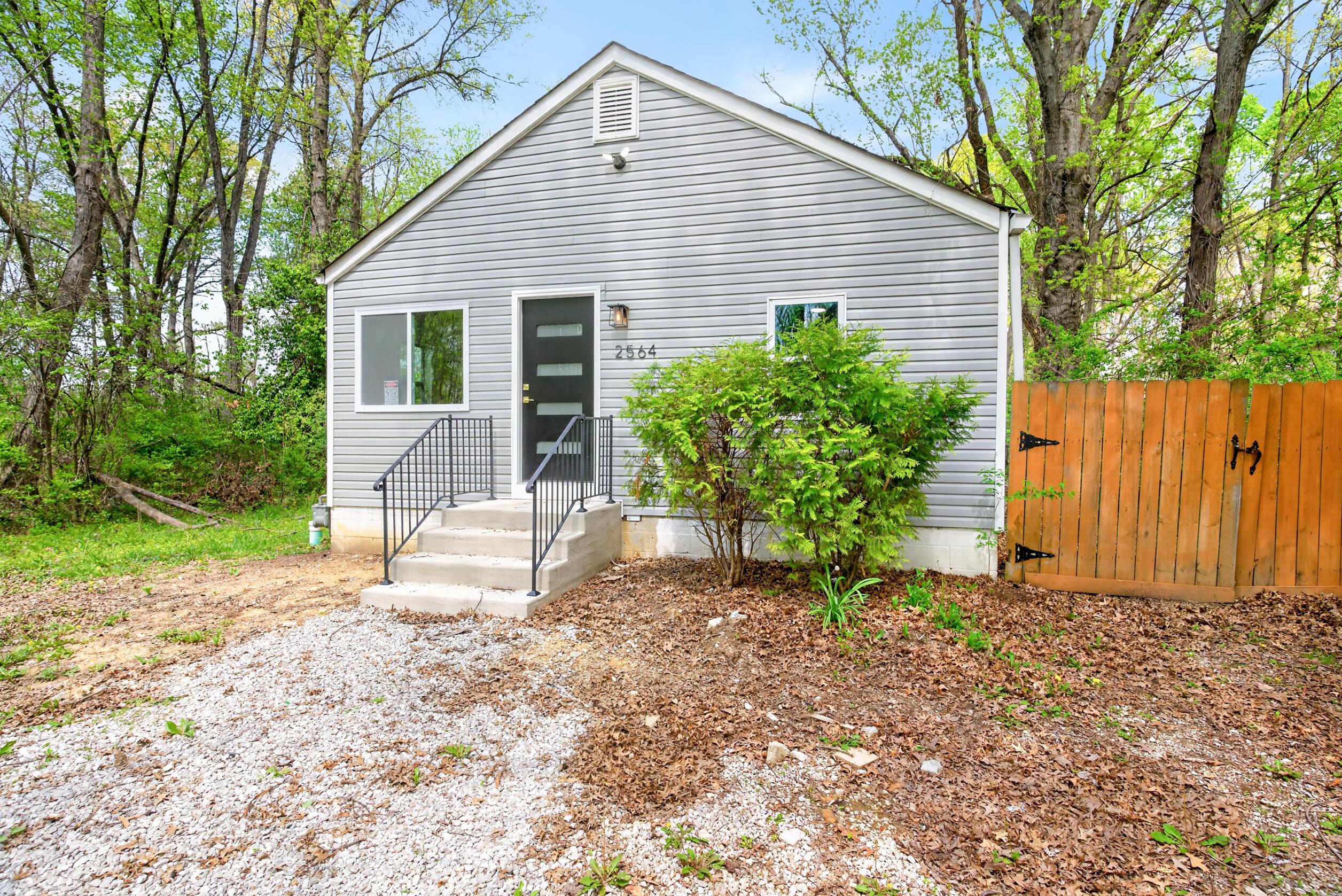 2564 Abington Road
