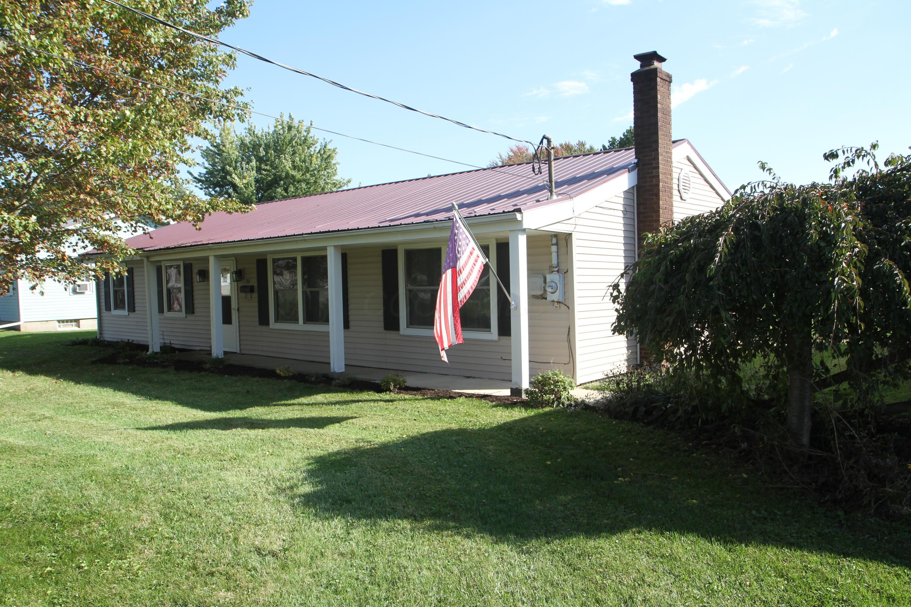 701 Larwill Street Property Photo 3