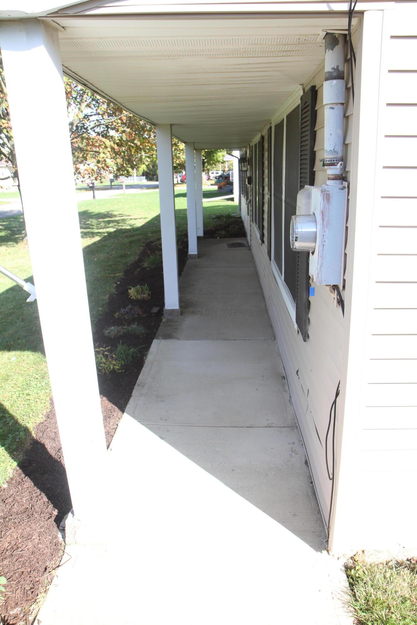 701 Larwill Street Property Photo 4