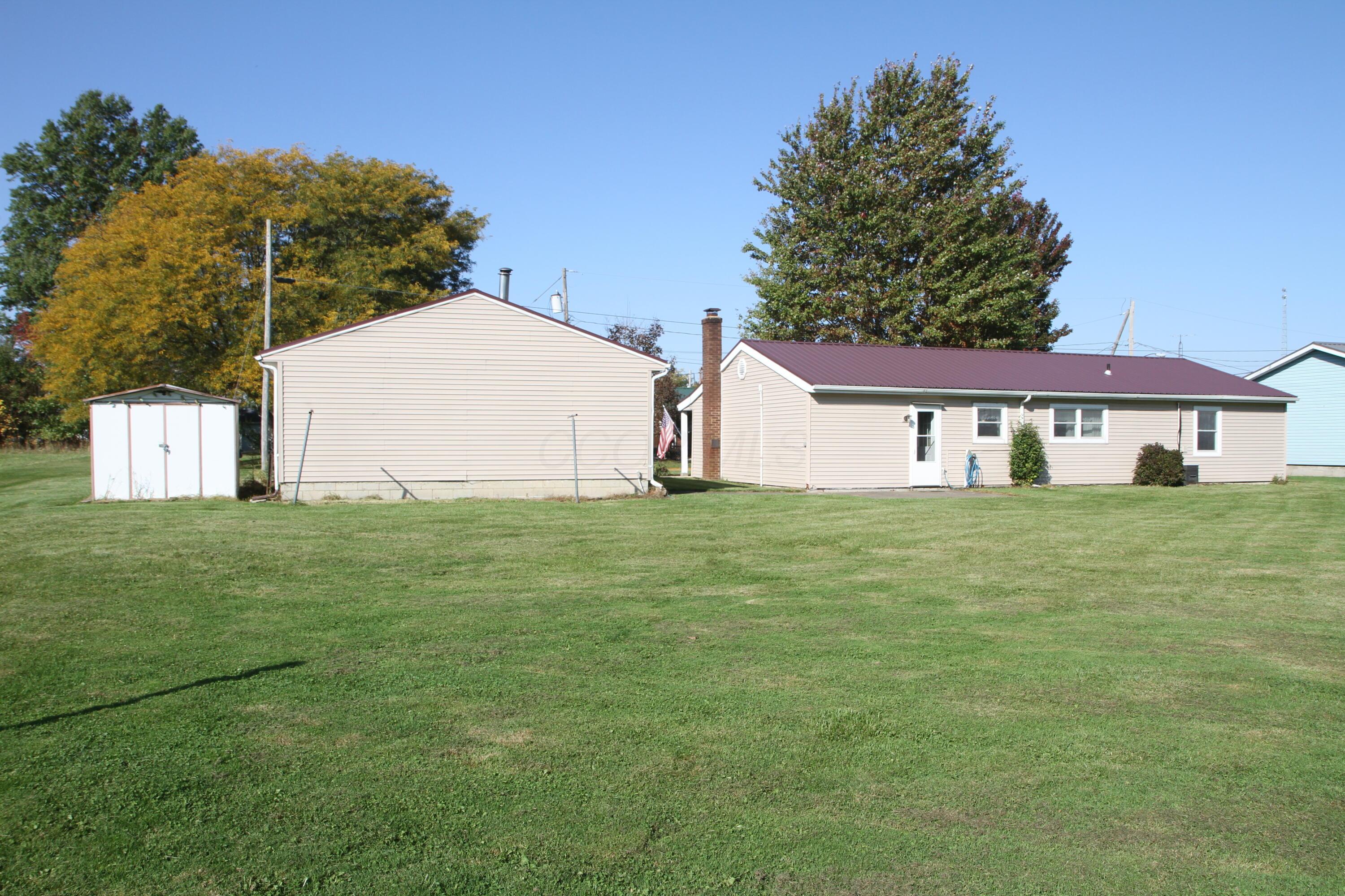 701 Larwill Street Property Photo 5