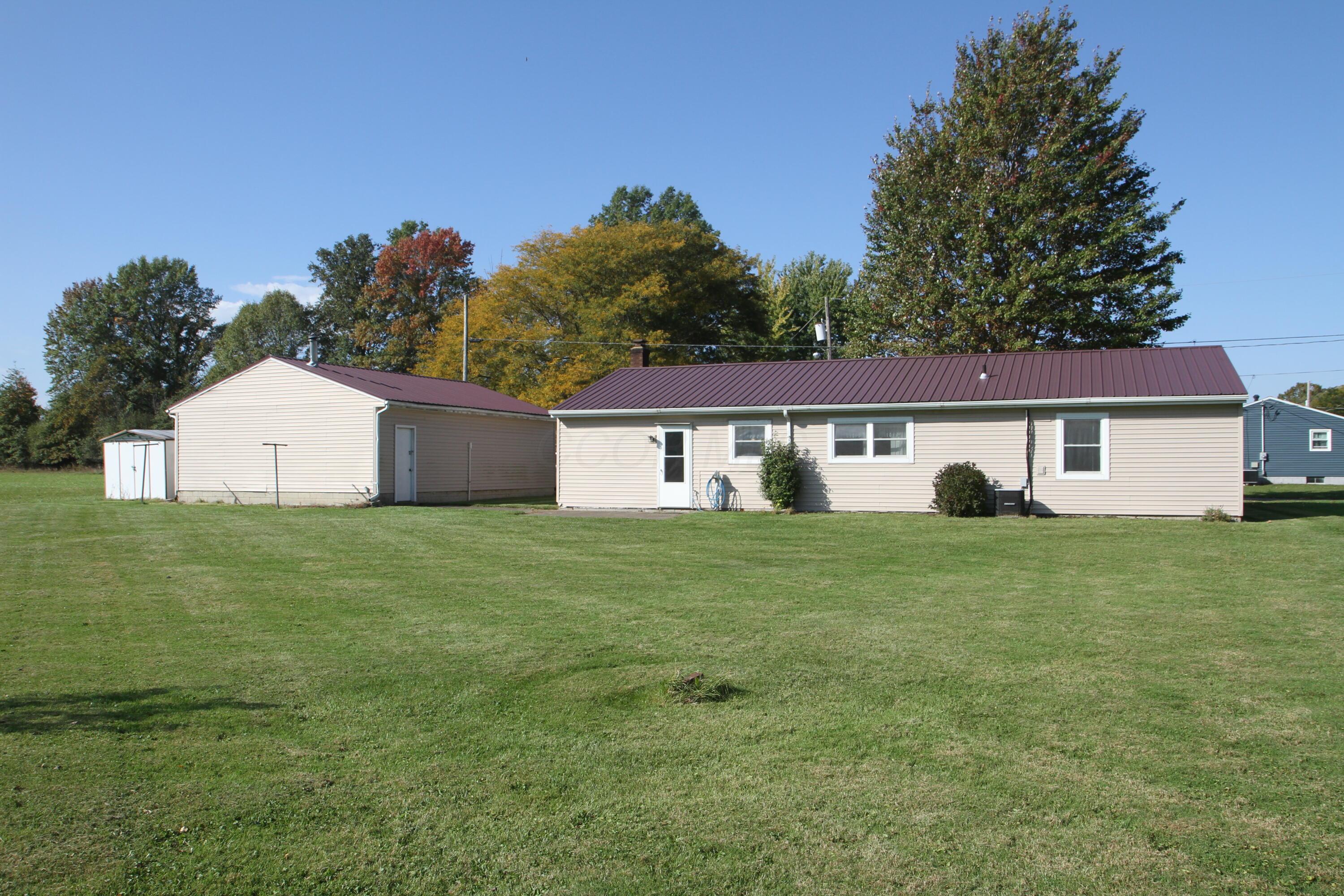 701 Larwill Street Property Photo 6