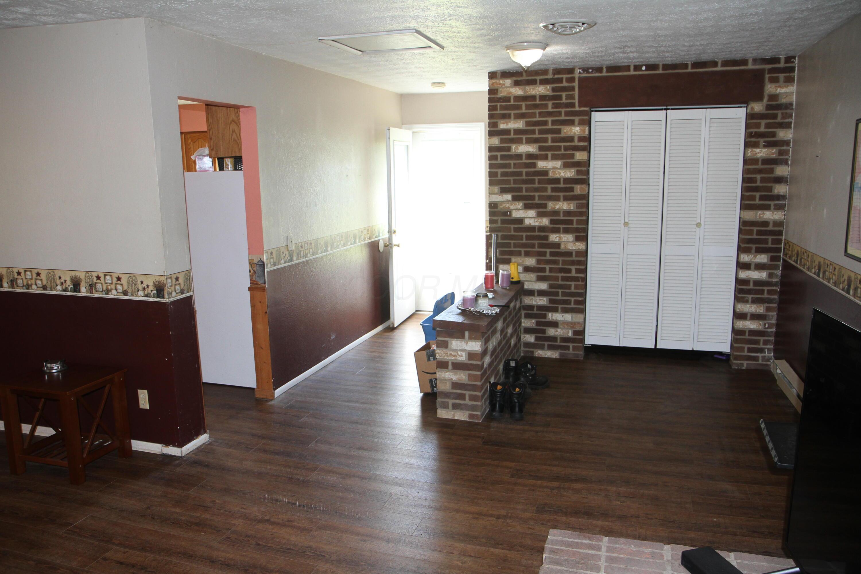 701 Larwill Street Property Photo 10