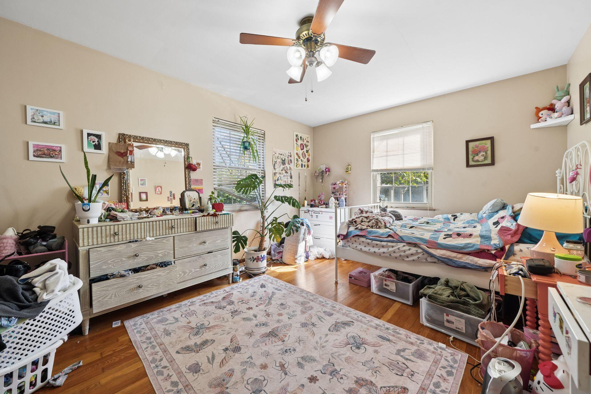 1606 Elmwood Avenue Property Photo 12