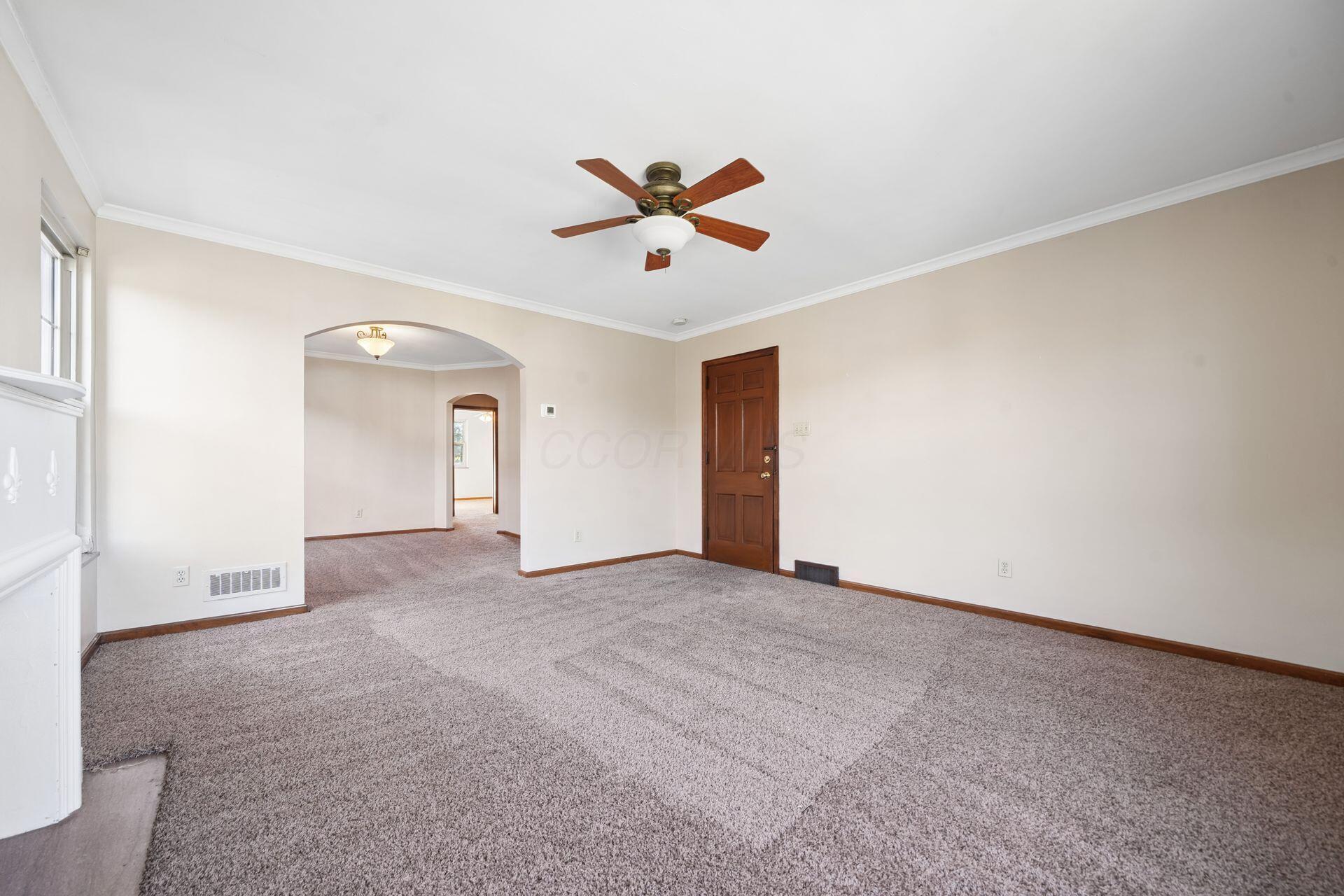 1606 Elmwood Avenue Property Photo 20